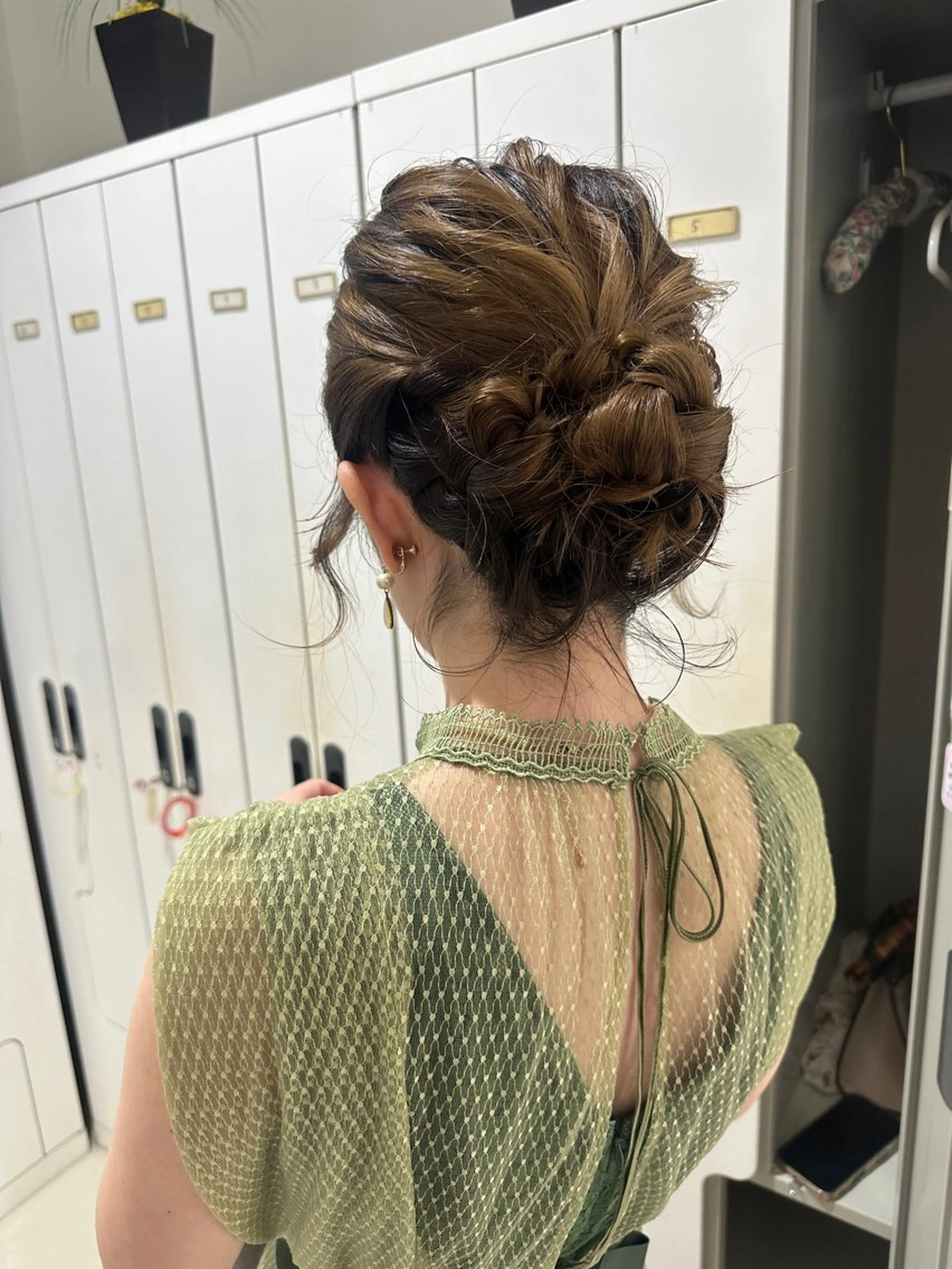 ミディアム ヘアセット 木曜日空きあり‼️ お気軽に🩷🩷のヘアスタイル