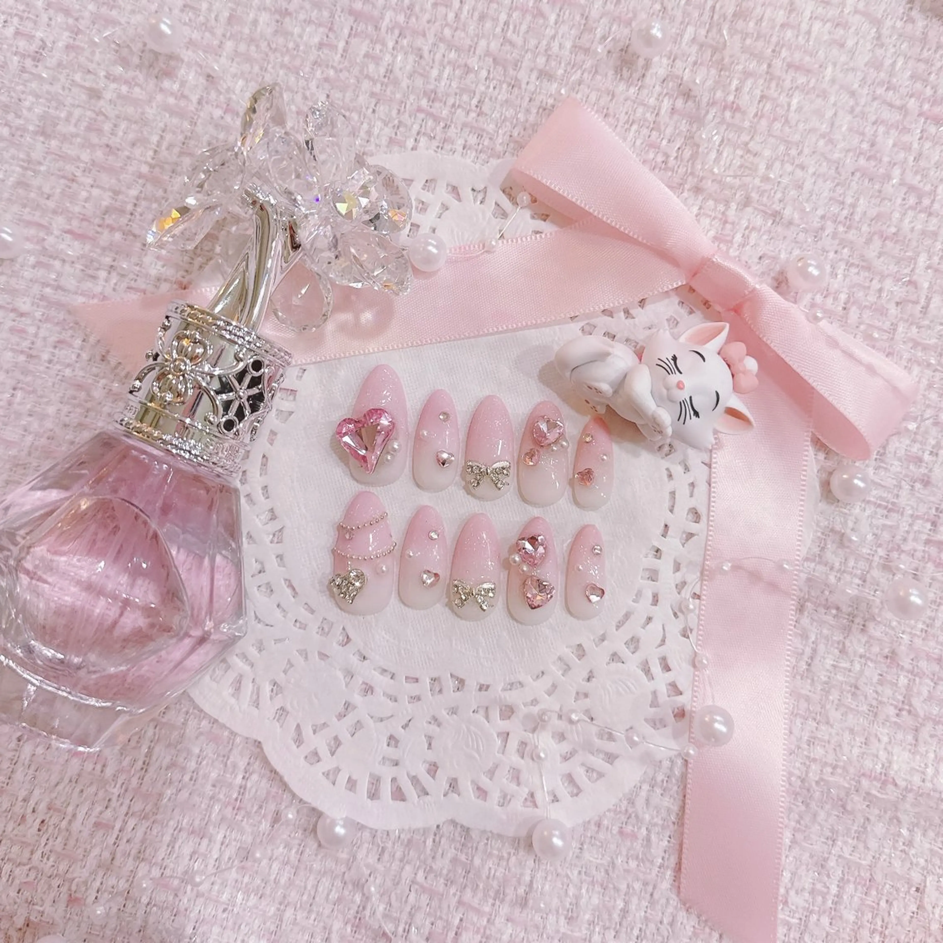 ネイル 𝑚𝑖𝑦 🎀のネイルデザイン
