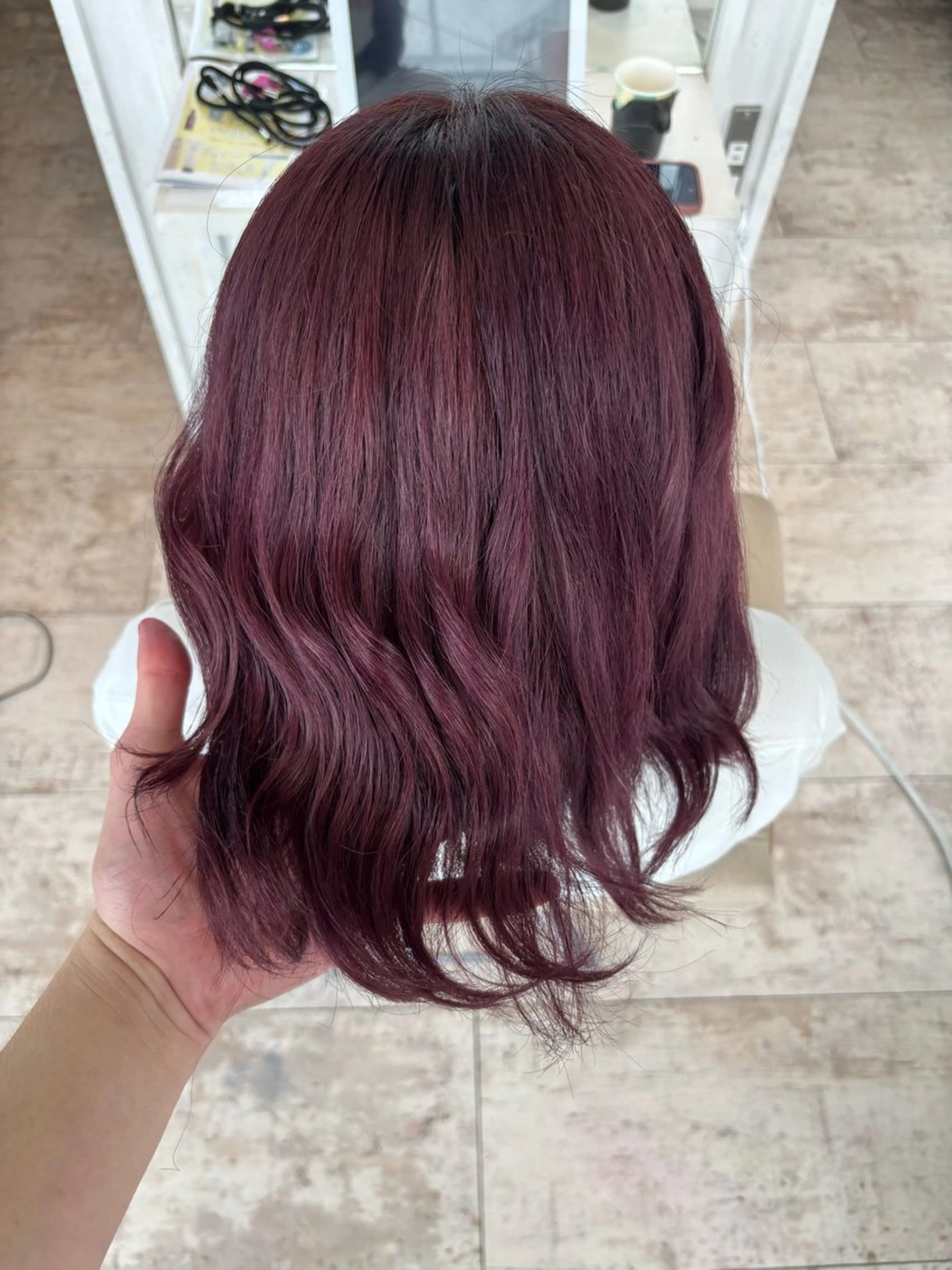 カラー ブリーチ ラベンダーカラー ピンクカラー ピンクラベンダー 佐藤 有哉のヘアスタイル