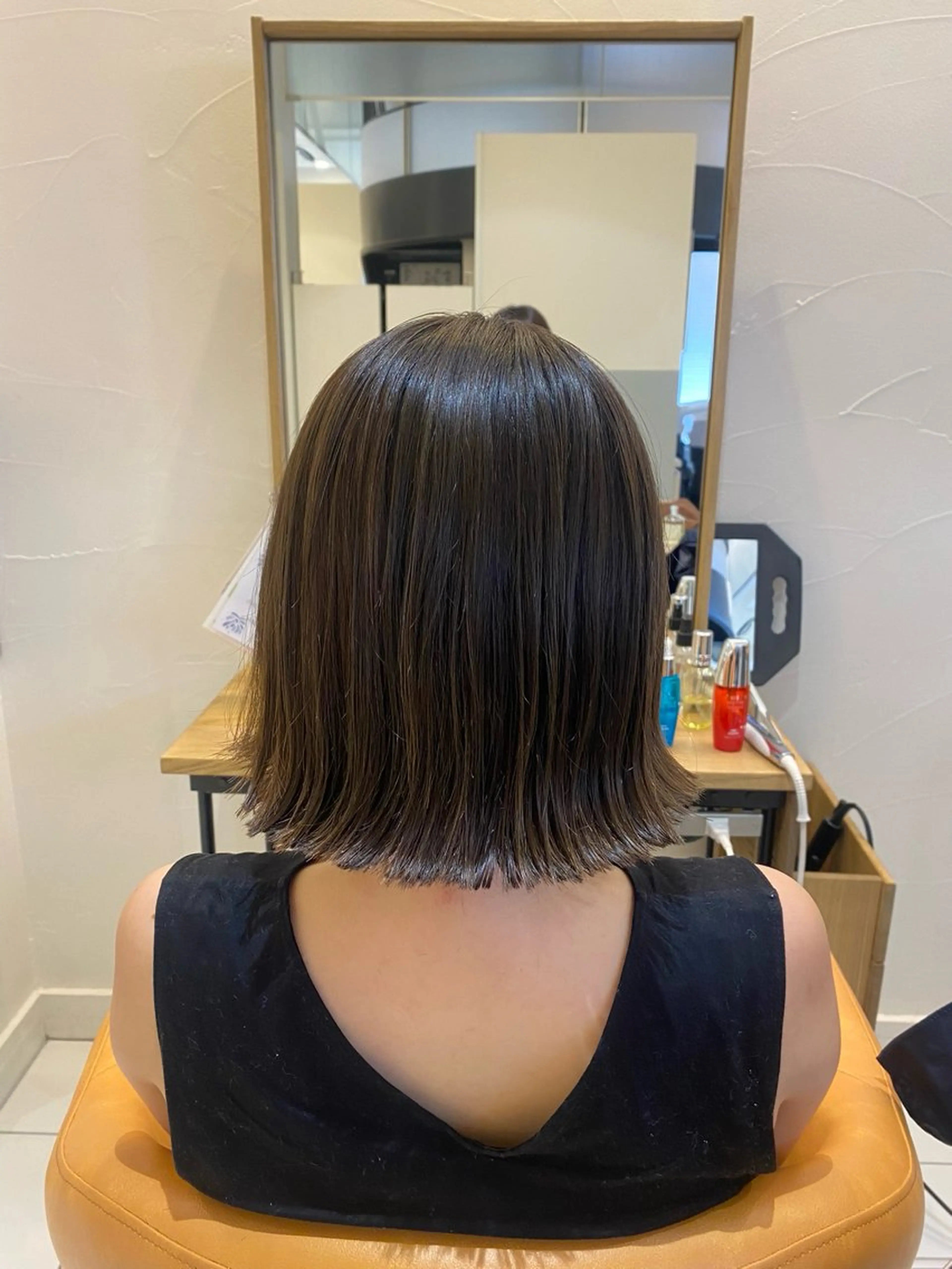 ショート ボブ 外ハネヘア 艶カラー/パーマ まりん🌟のヘアスタイル