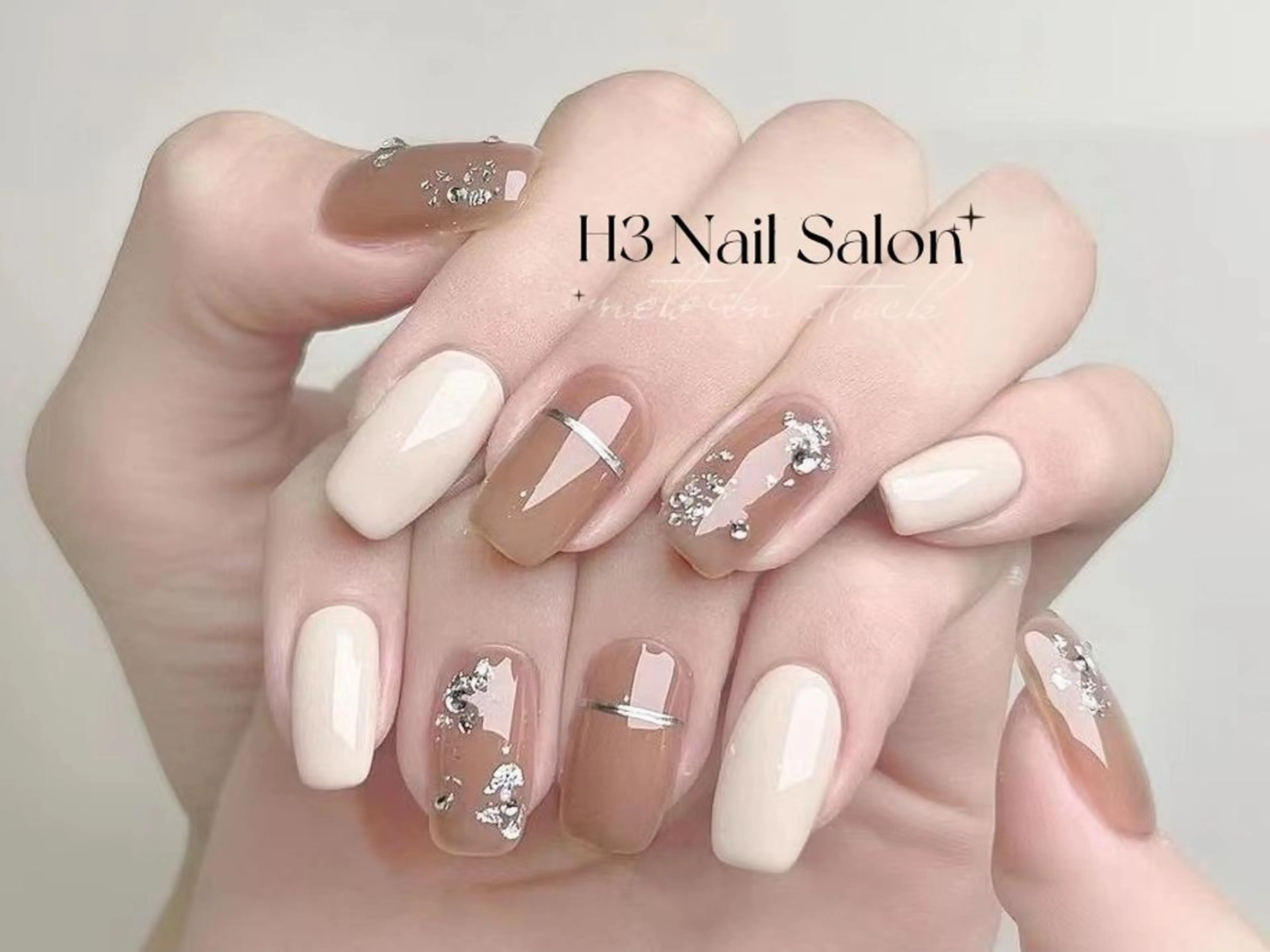 ロング H3 ネイル サロンのネイルデザイン