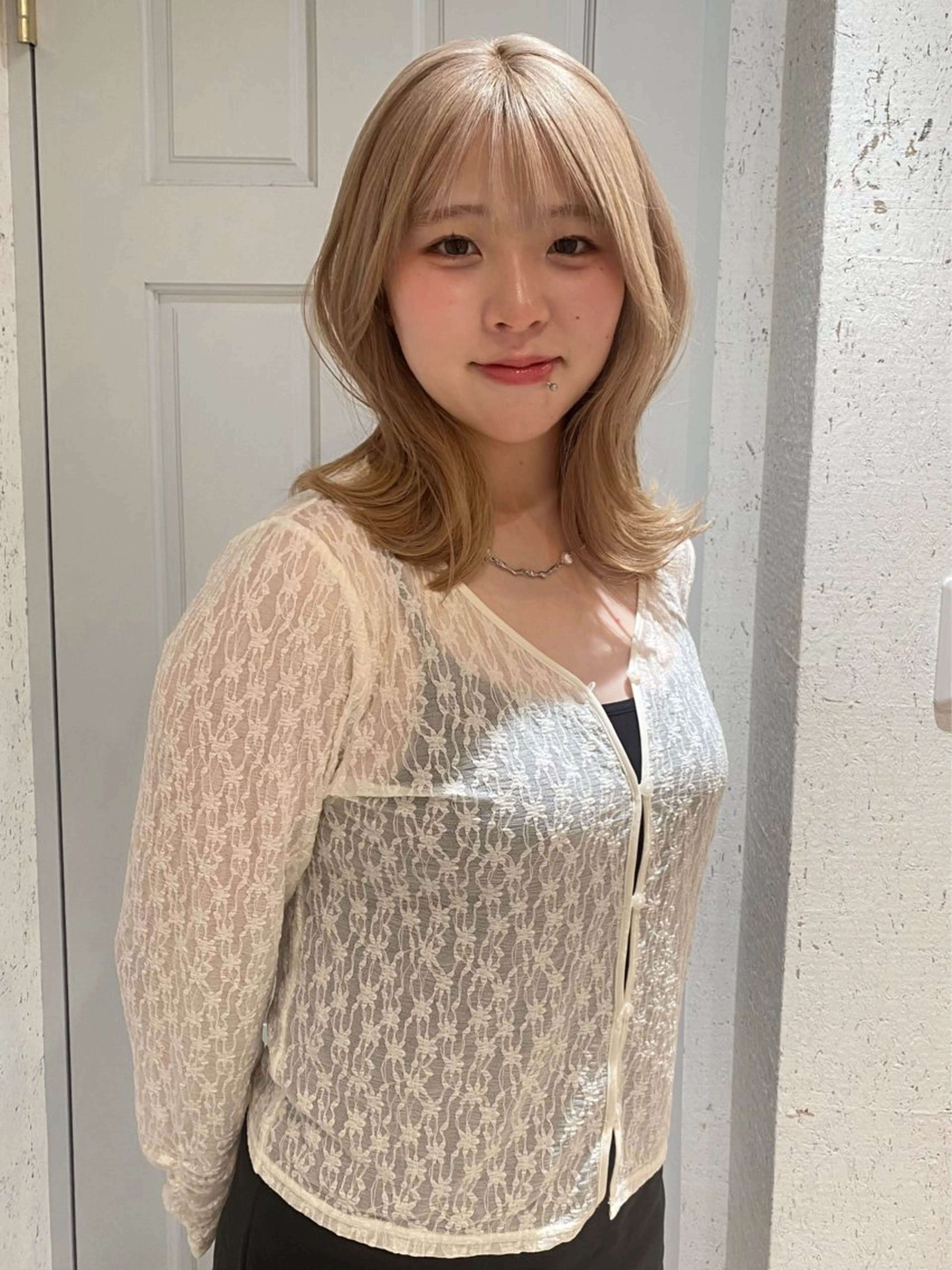 ミディアム カラー ハイトーンカラー カット ヘアカラー トリートメント mai / linoah˚✧のヘアスタイル