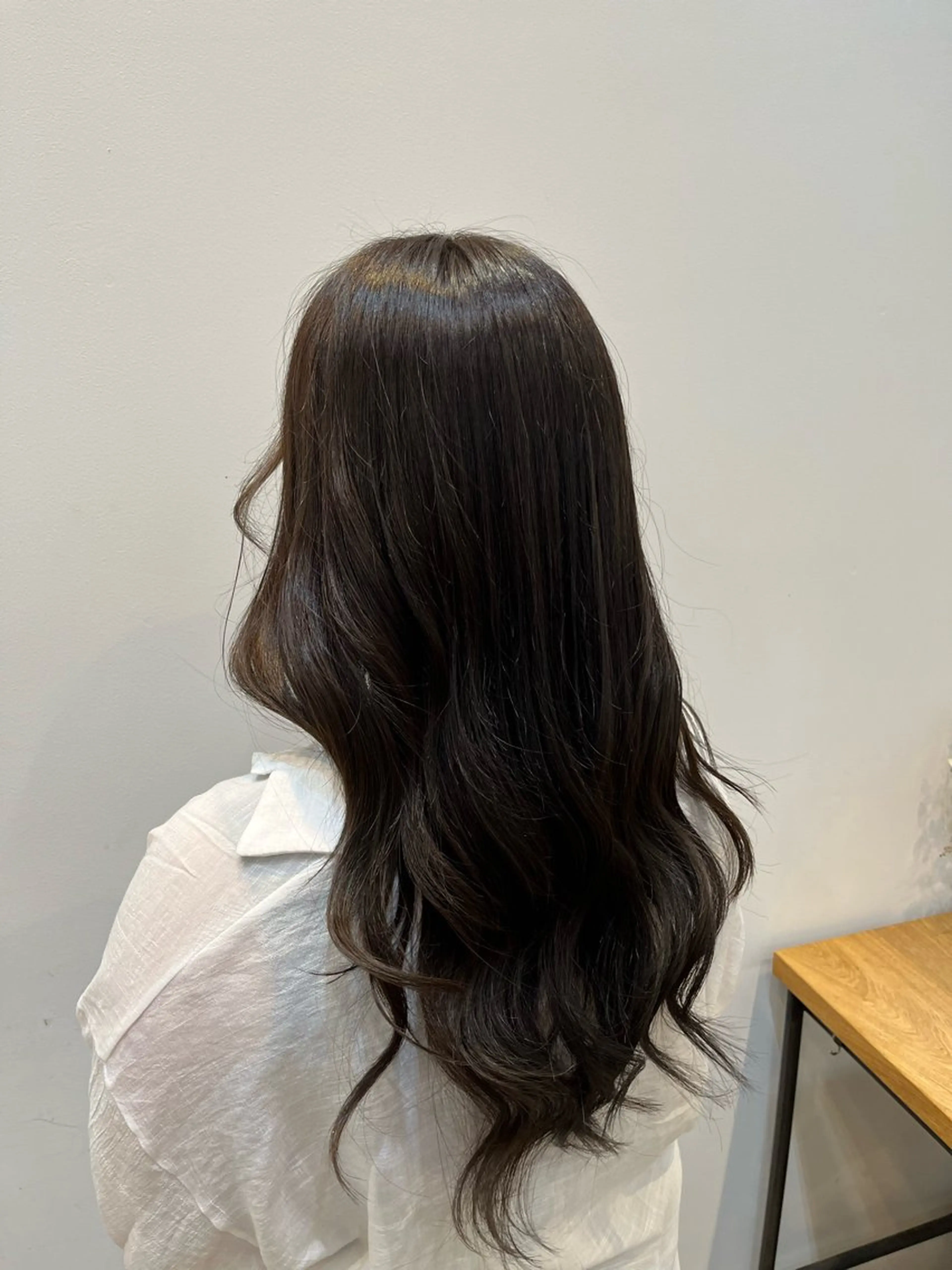 ロング カラー ヘアカラー トリートメント 相田 佳乃のヘアスタイル