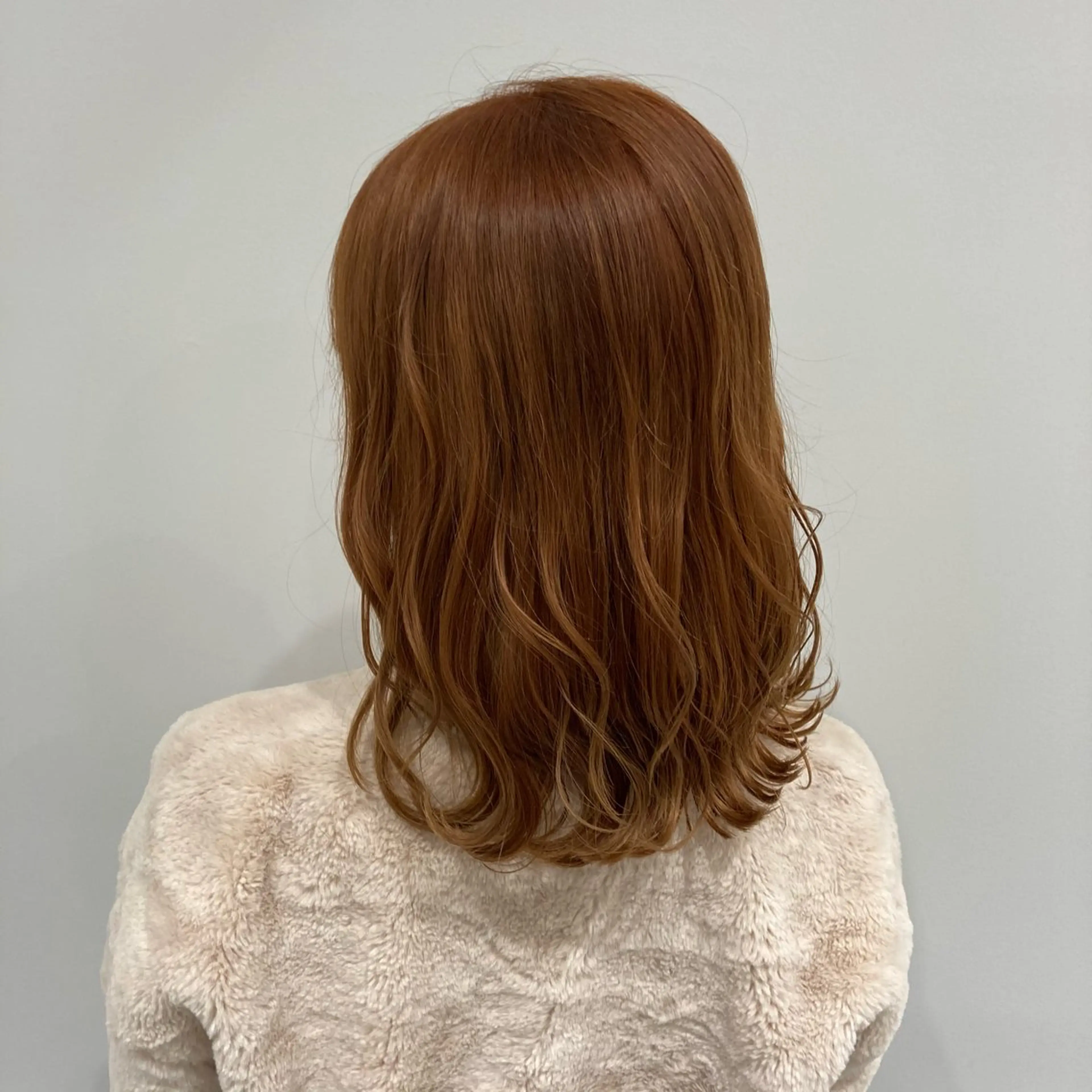 ミディアム カット ヘアカラー トリートメント 白髪ぼかし　似合わせ 黒須　雄哉のヘアスタイル