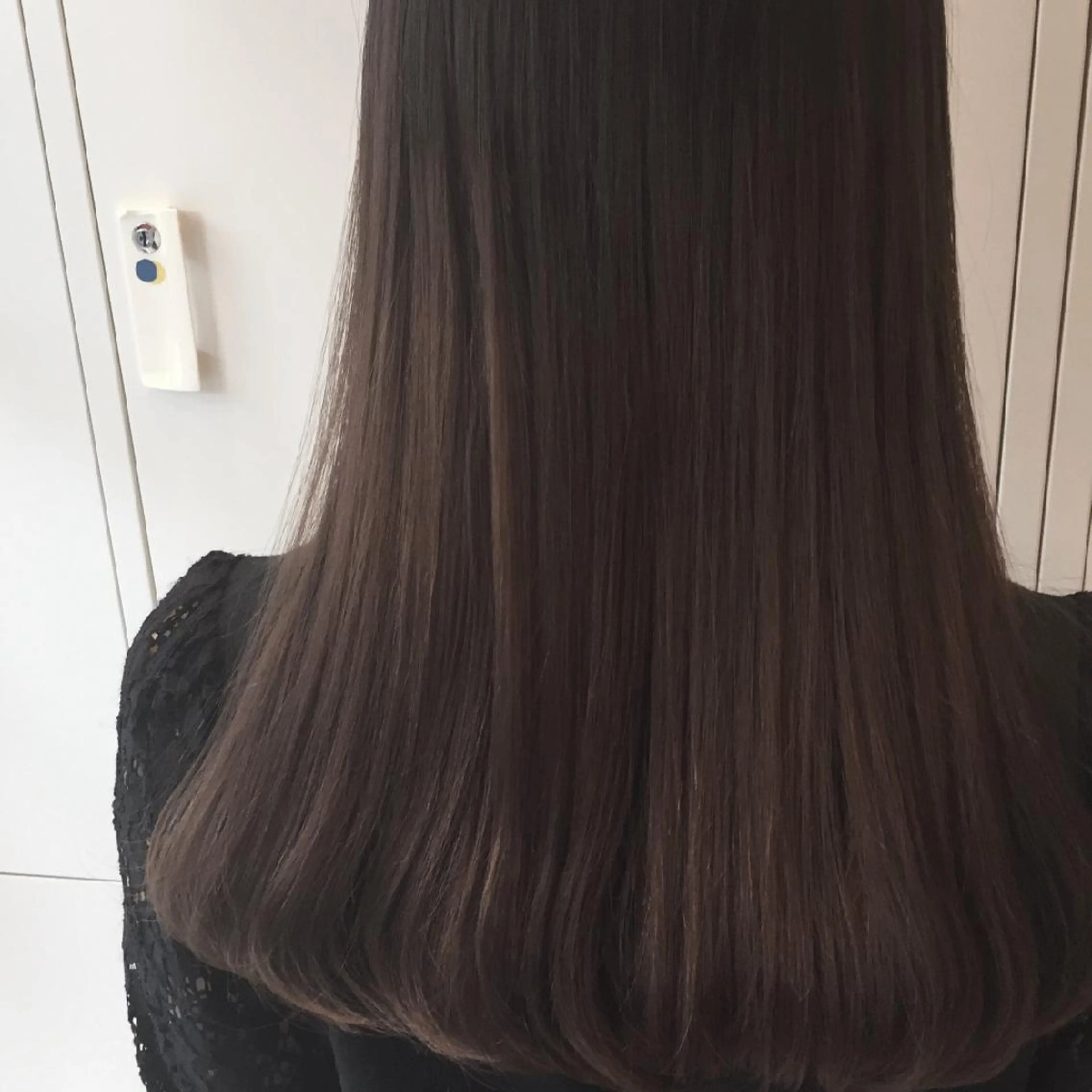 セミロング カラー ダークグレー ダークグレージュ グレージュ Hair's RooMのヘアスタイル