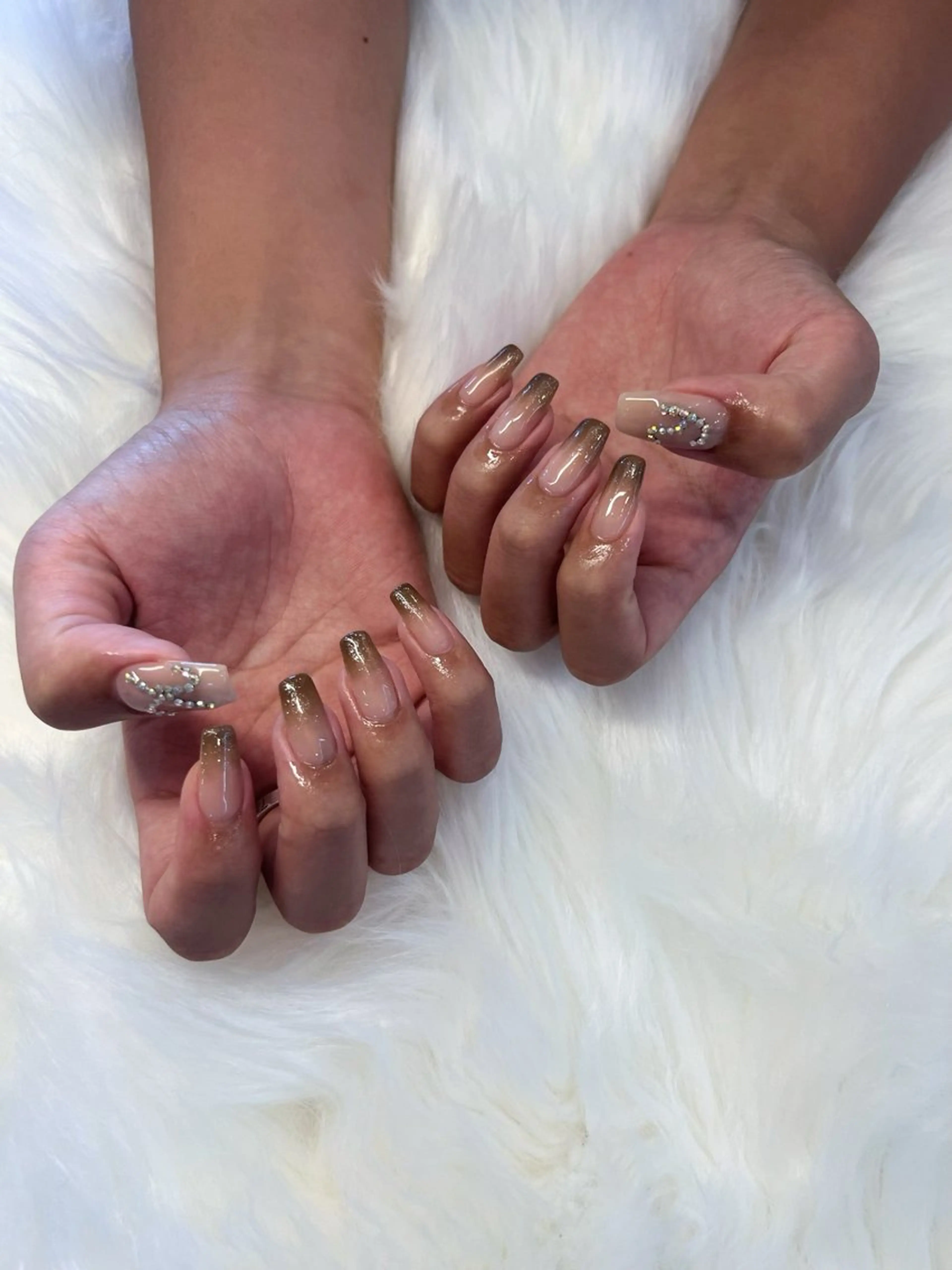 ネイル ハンドネイル ハンドケア RÊVIA所属・RÊVIA (レヴィア)のネイルデザイン