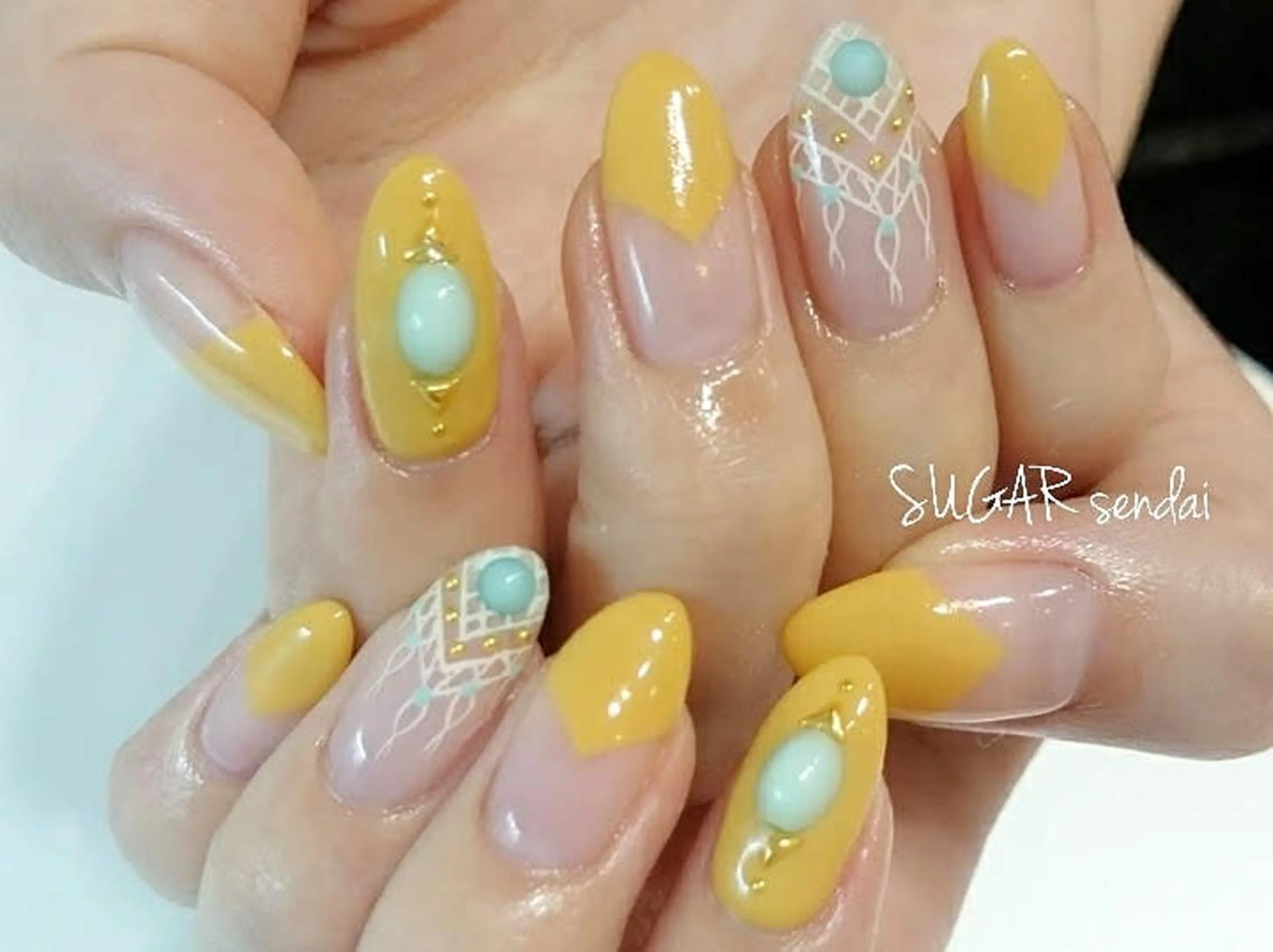 ネイル SUGAR sendai Nail所属・鈴木 ゆかりのネイルデザイン