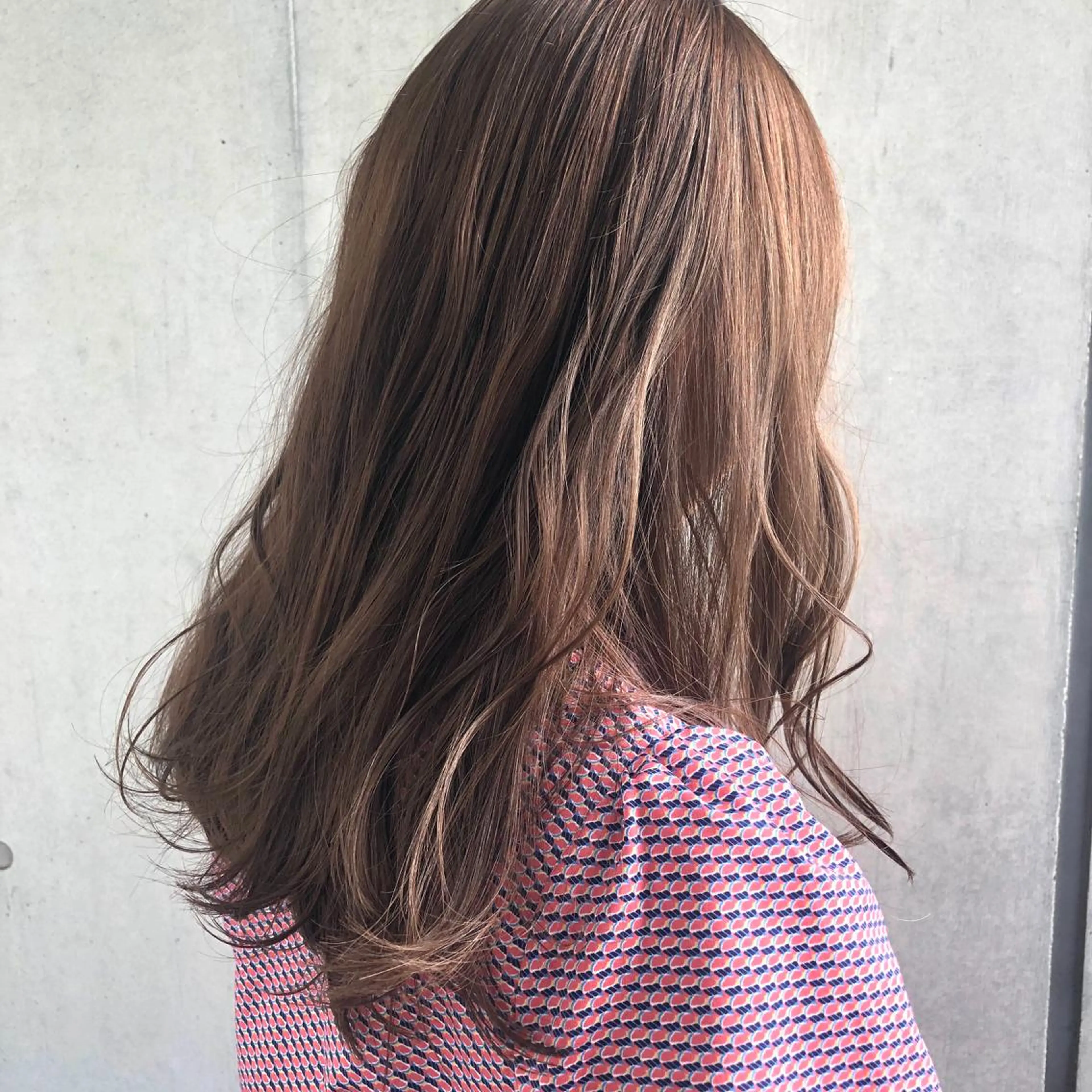 ミディアム カラー ブリーチ ブラウンカラー ブリーチなしカラー salowin SHIBUYA me+店所属・kasumi/渋谷/ パーマのヘアスタイル