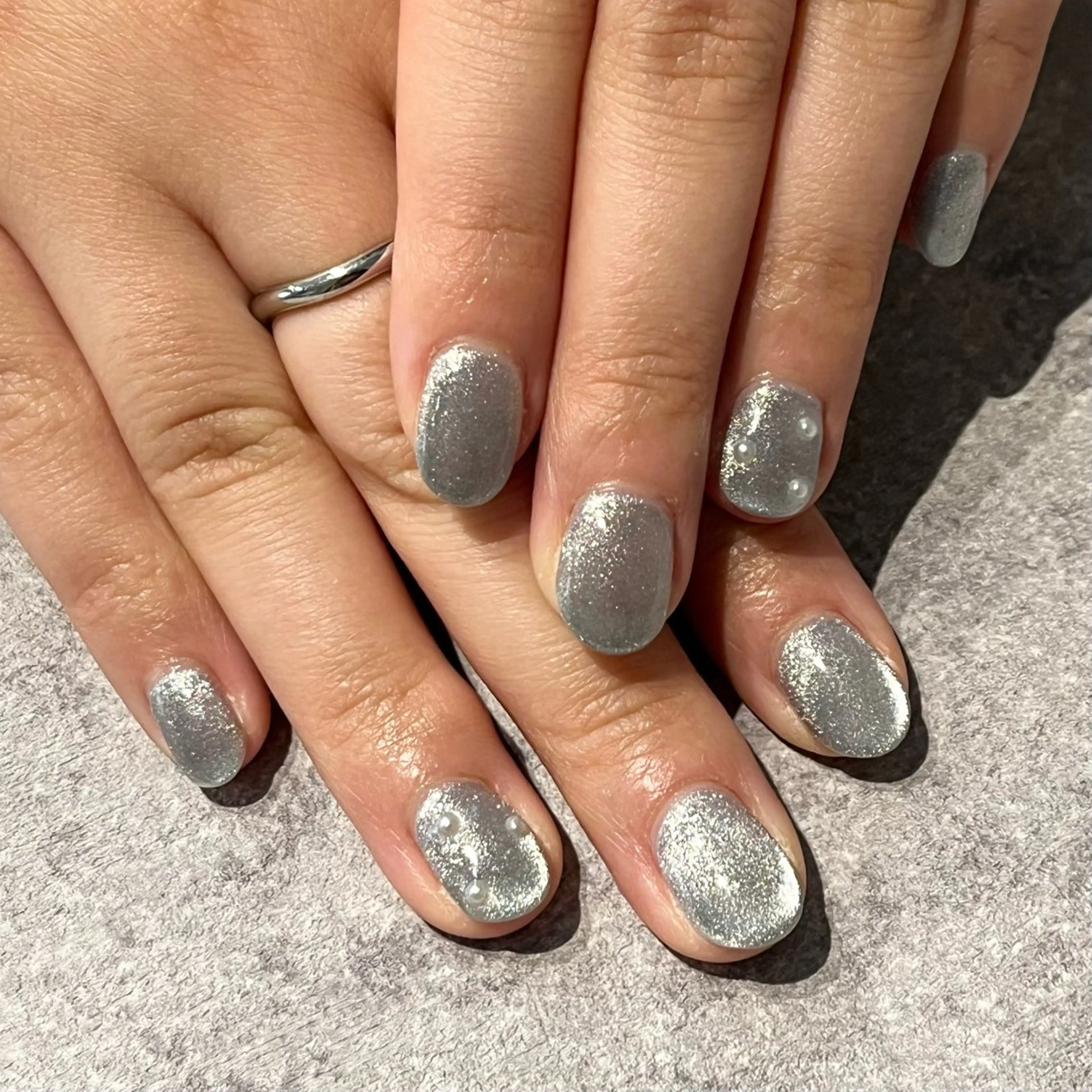 ネイル キラキラネイル 冬ネイル nail room Hotori.のネイルデザイン