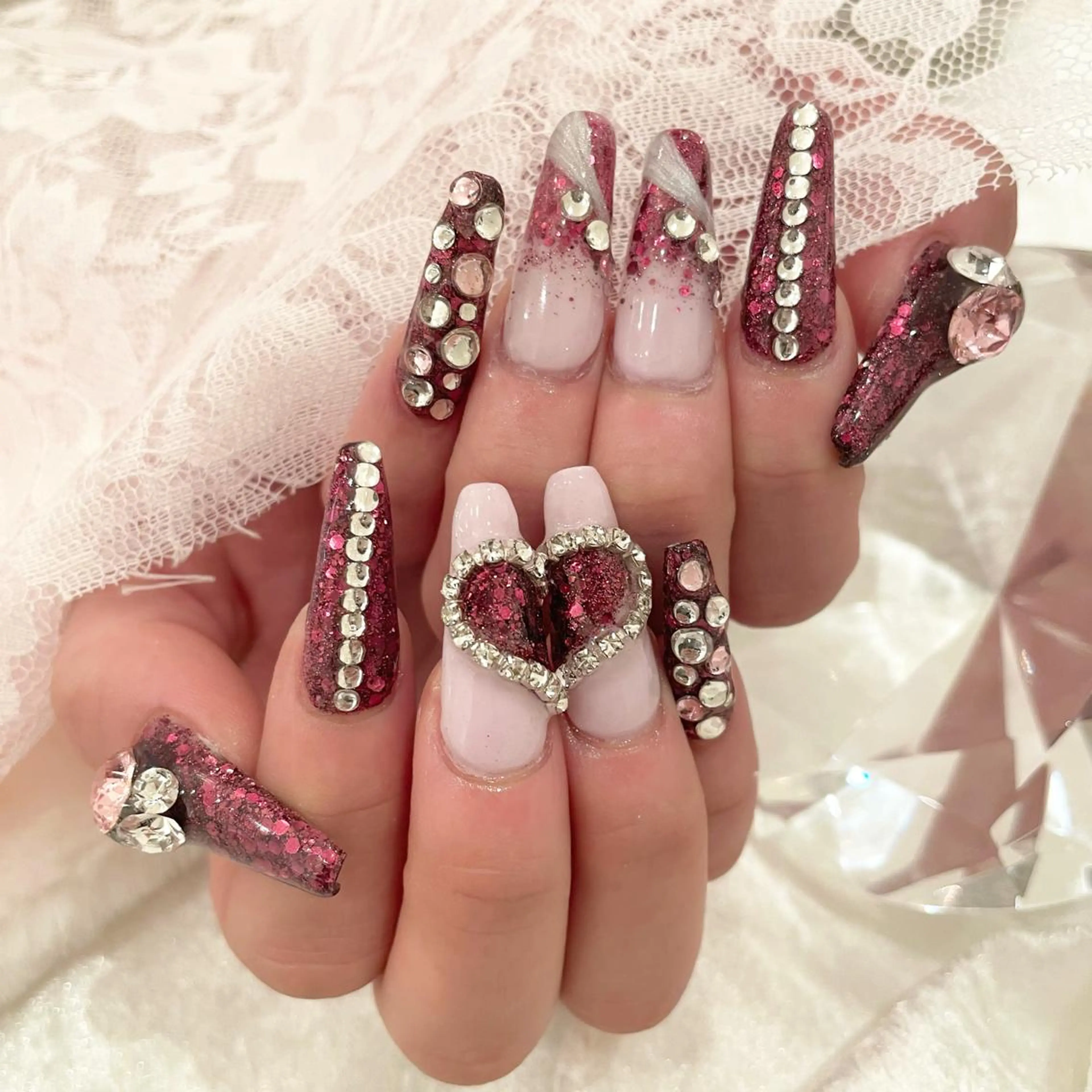 ネイル ドライヘッドスパ 名古屋駅徒歩5分のエステ・リラクイメージ