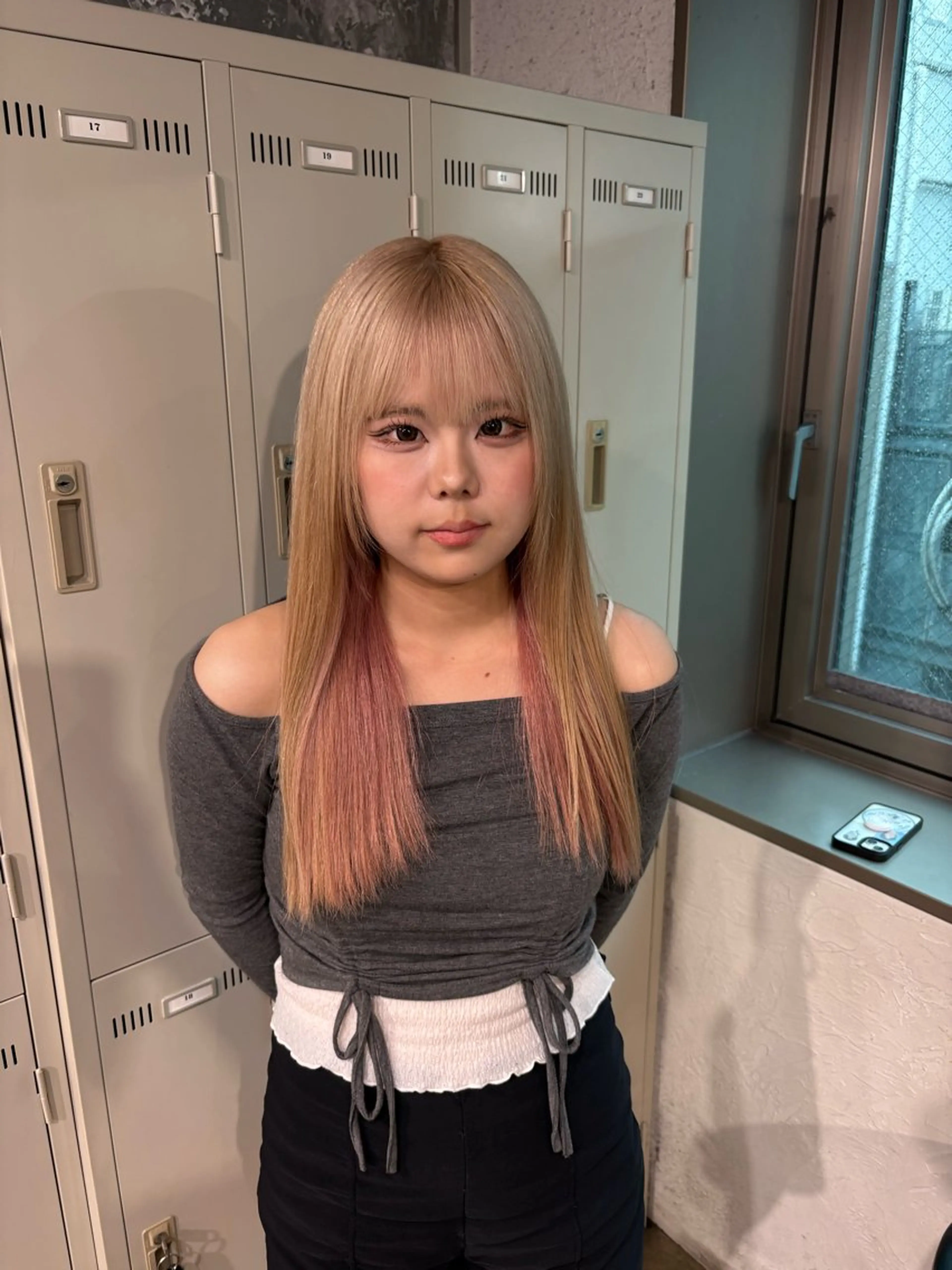 ロング カラー ヘアカラー ハイトーンブロンド 横浜💞ミオのヘアスタイル