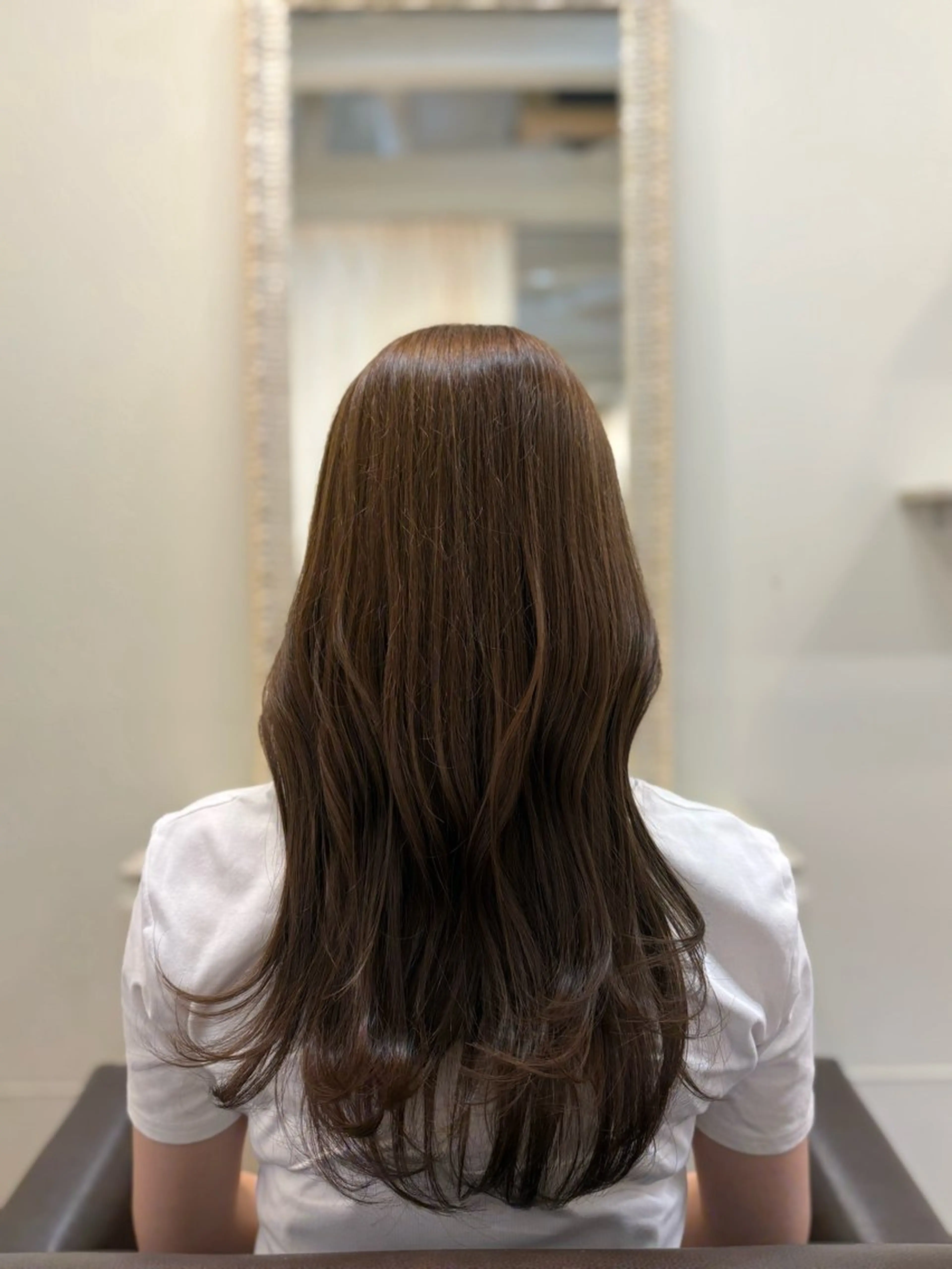 ロング ヘアカラー タニグチ セナのヘアスタイル