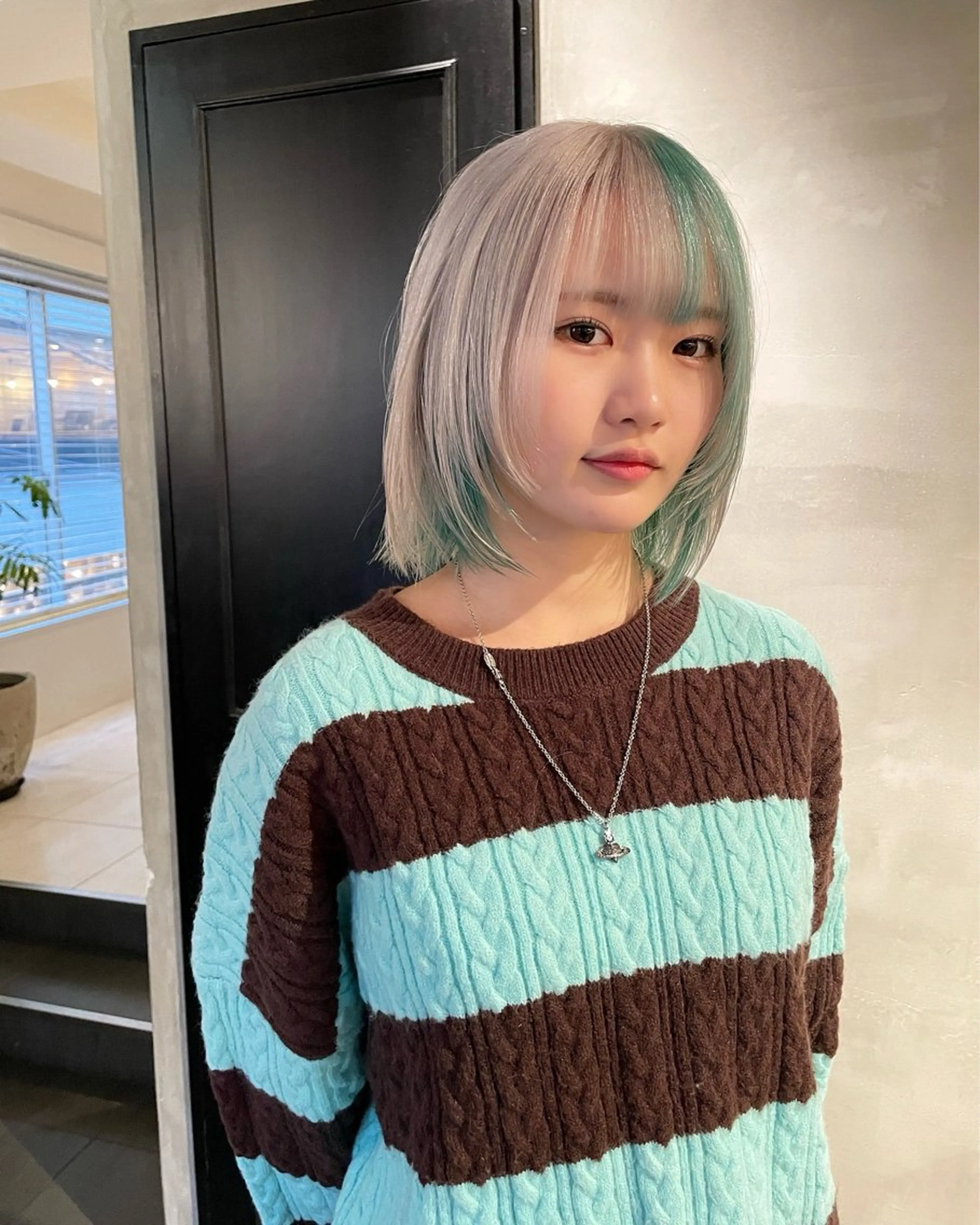 ミディアム カラー ヘアカラー トリートメント 優 作のヘアスタイル
