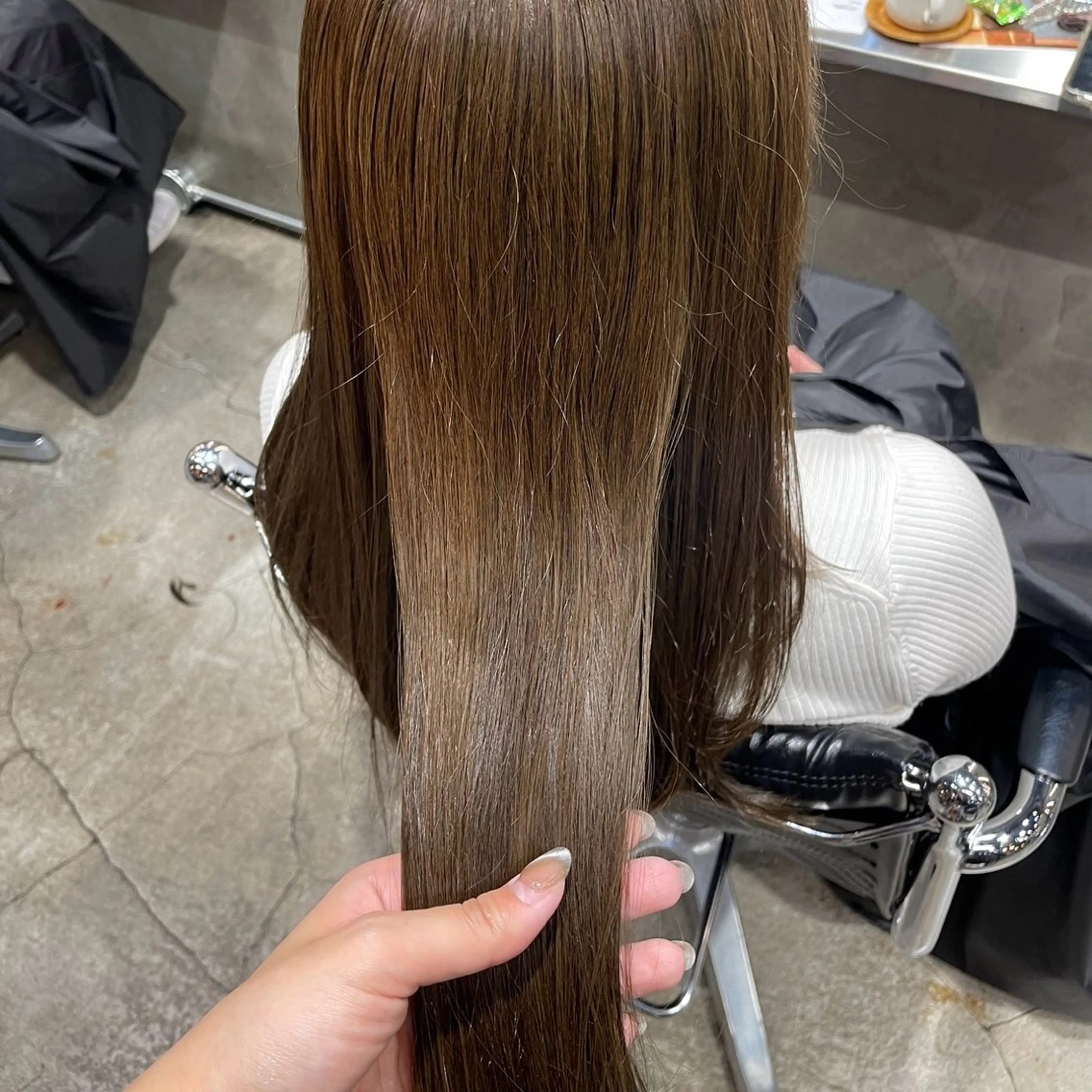 ロング カラー ベージュカラー オリーブベージュ カット ヘアカラー 韓国レイヤー/暖色 カラー/KOTONEのヘアスタイル
