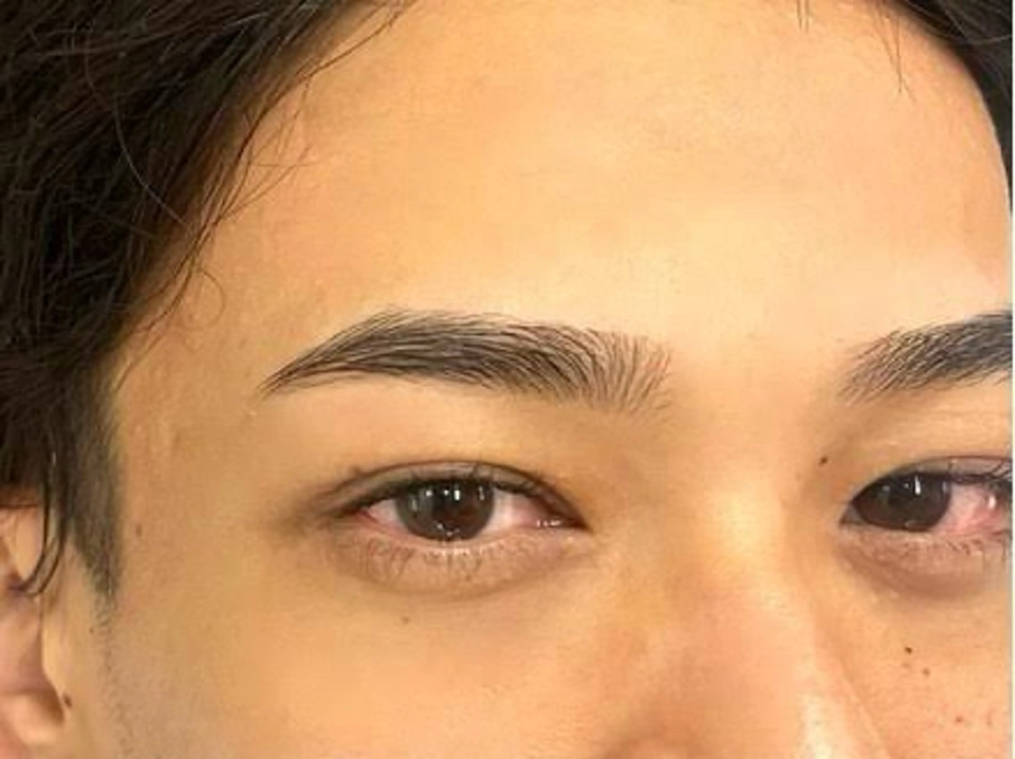 メンズ アイブロウ 髙 橋の眉毛・アイブロウイメージ