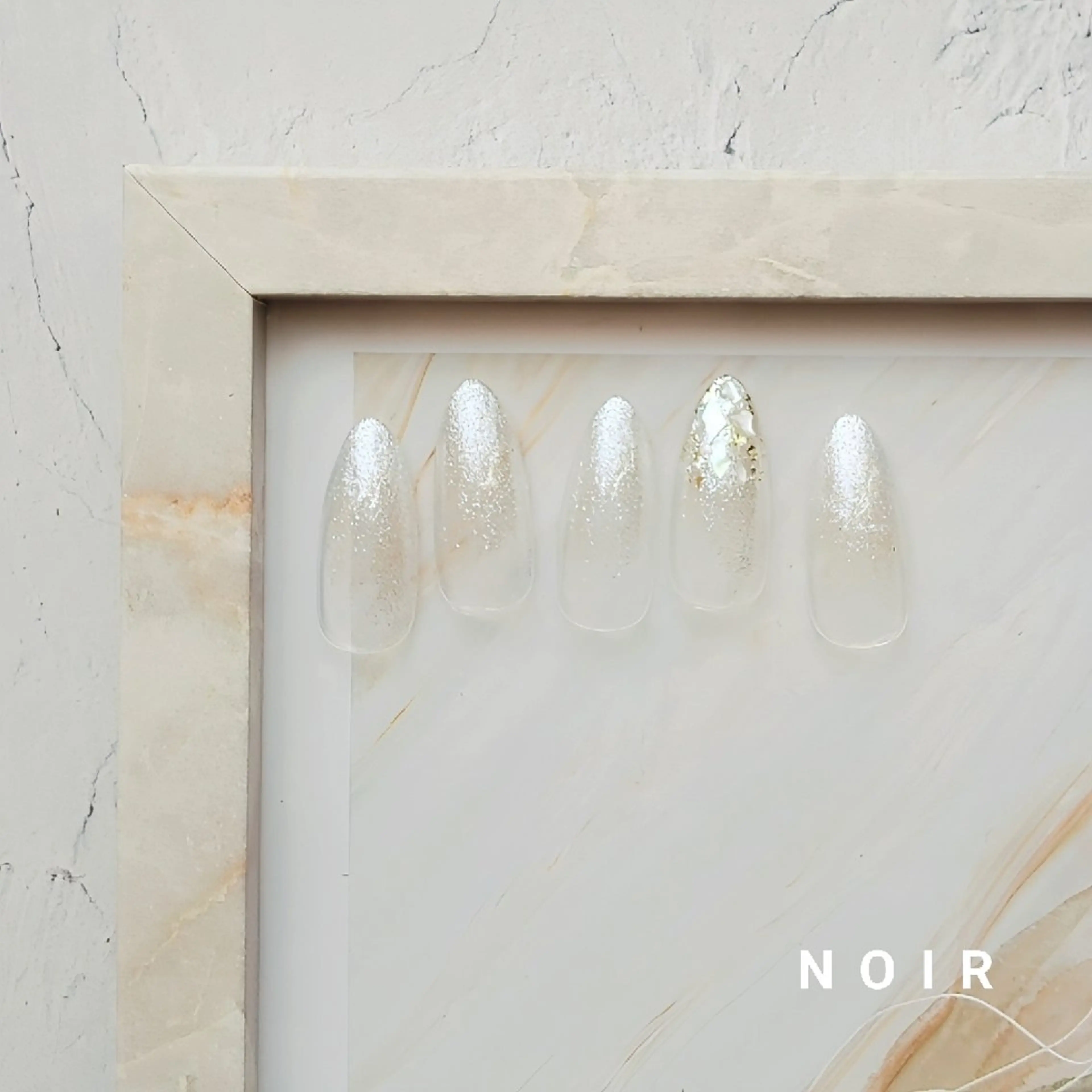 ネイル NOIR所属・NOIR 長谷川のネイルデザイン