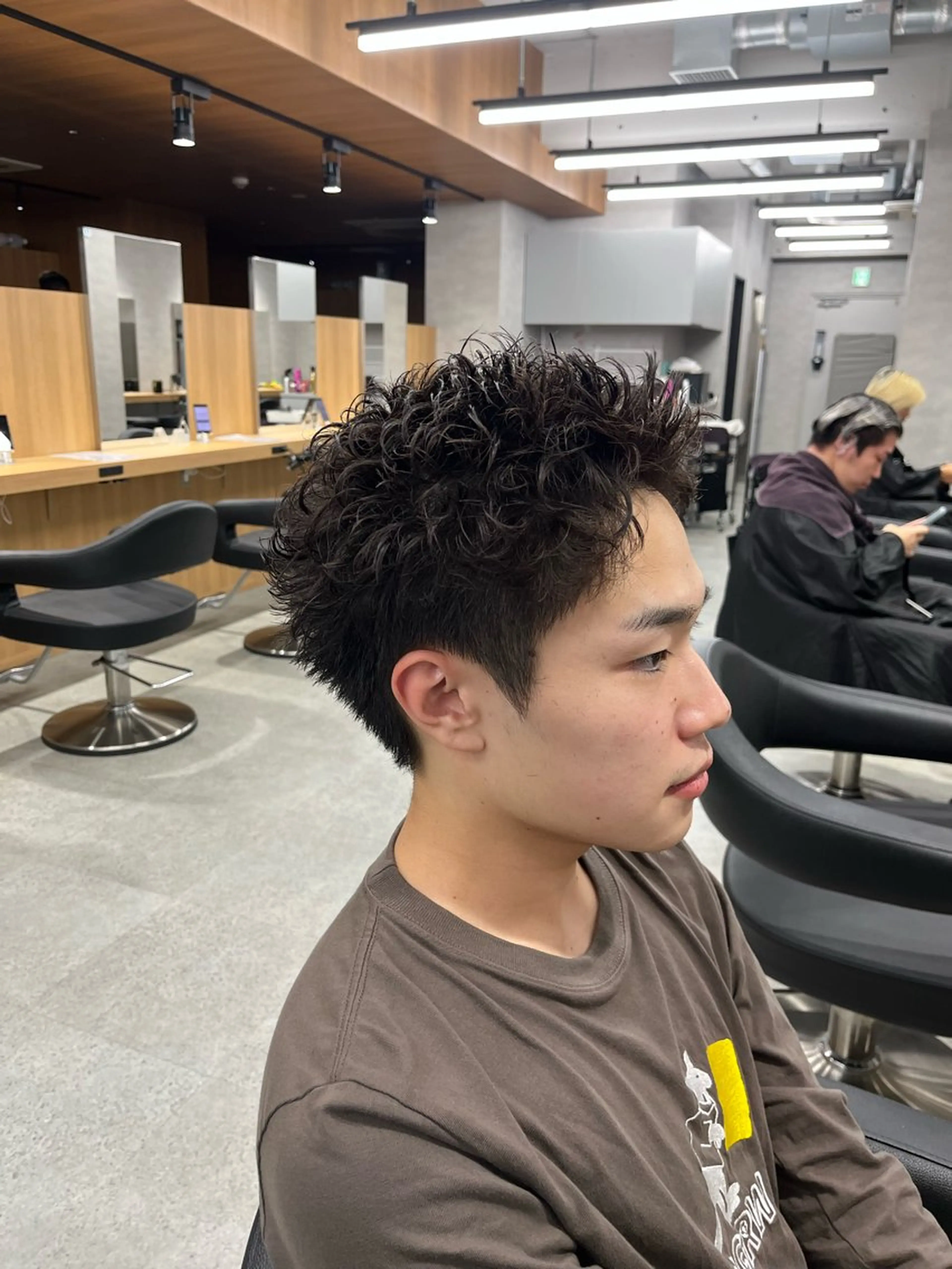 ショート カラー パーマ メンズ カット パーマ 🔥スパイキー 特化🔥菊水皐暉🔥のヘアスタイル
