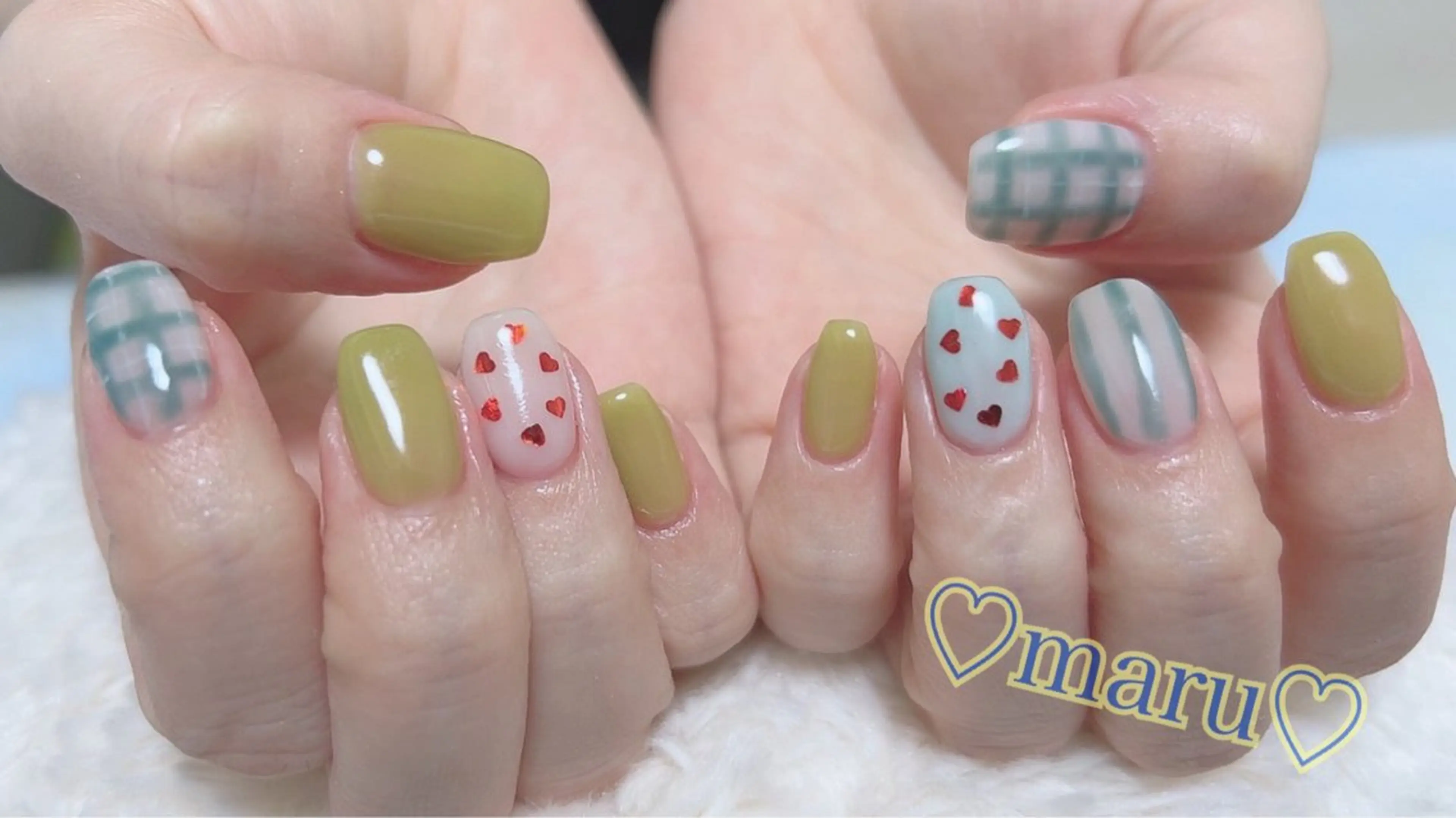 ネイル ハンドネイル フットネイル まるみ ♡のネイルデザイン