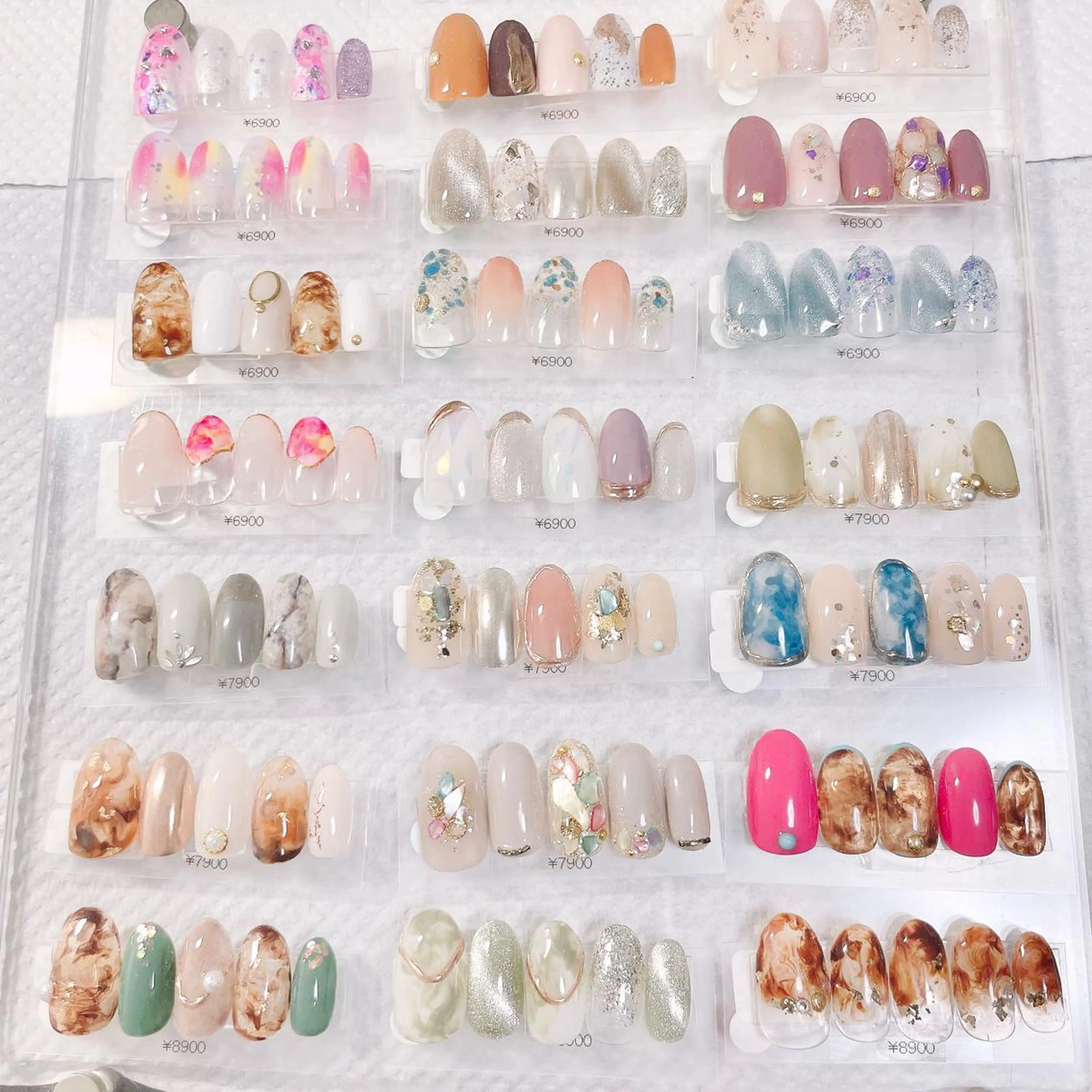ネイル ジェルネイル ニュアンスネイル CHIARA nailsのネイルデザイン