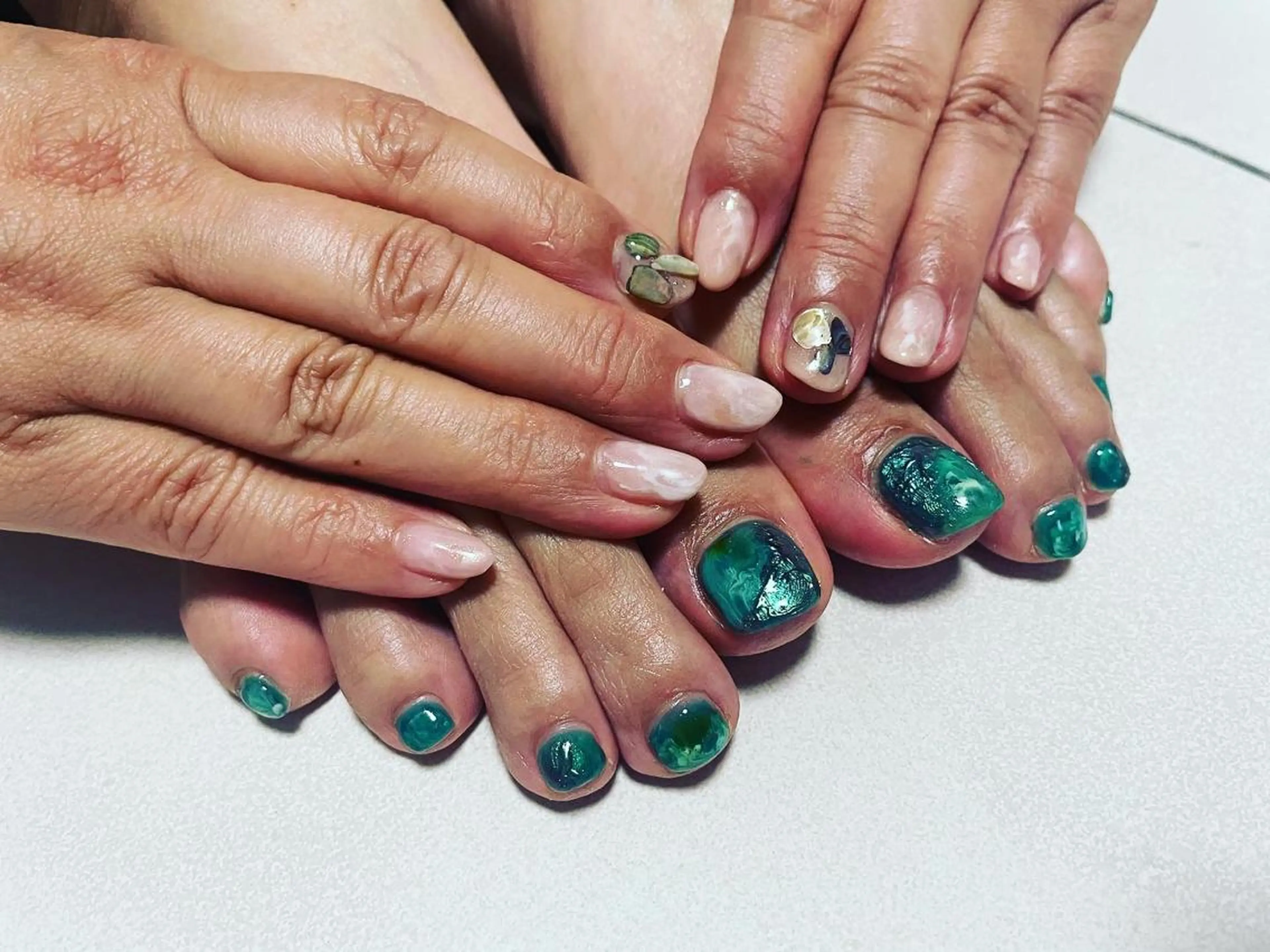 フット＆ハンドセットW施術🌺オフ、ケア込み🌻の写真