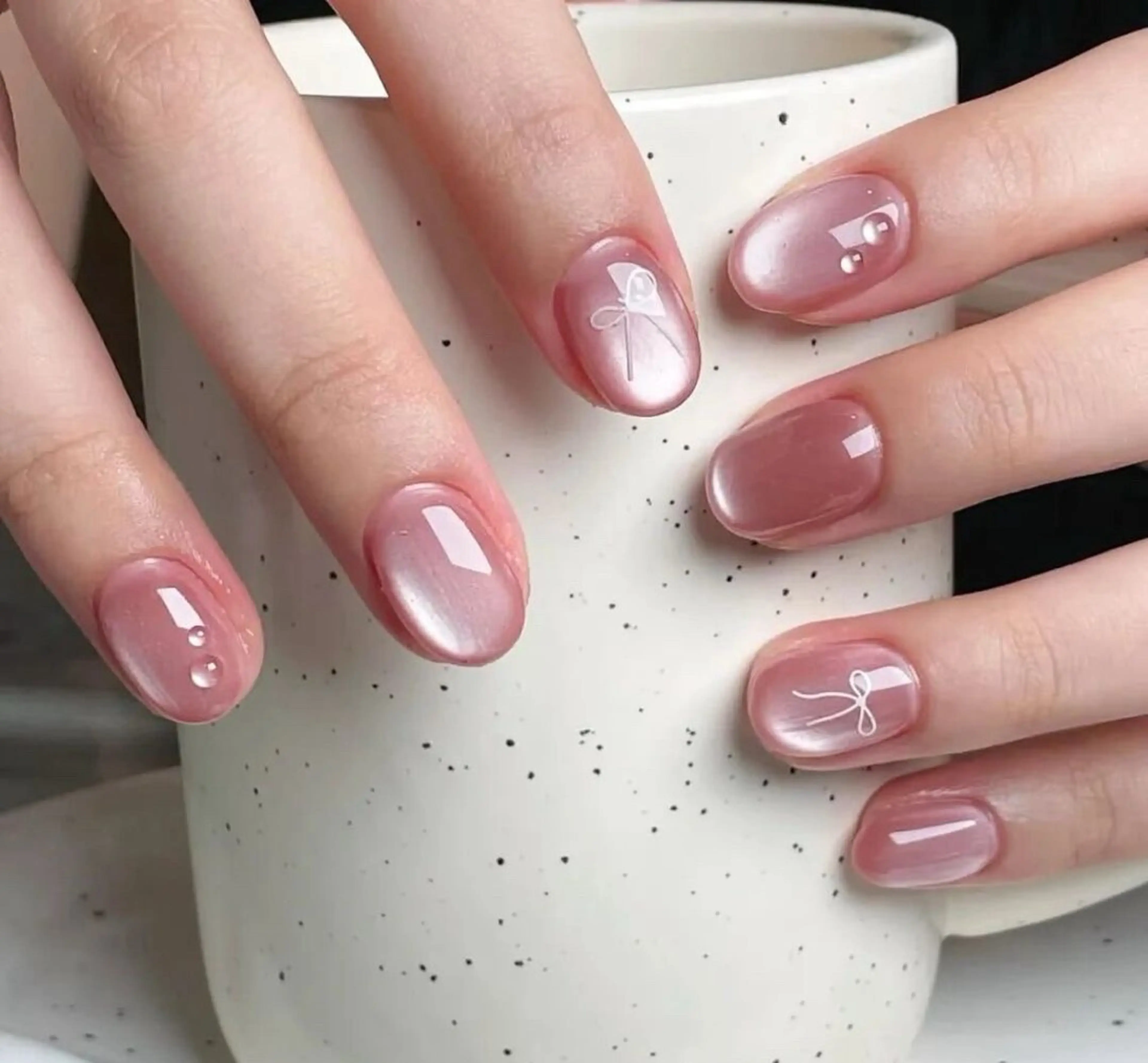 ネイル ハンドネイル AngelChris ビューティーサロンのネイルデザイン