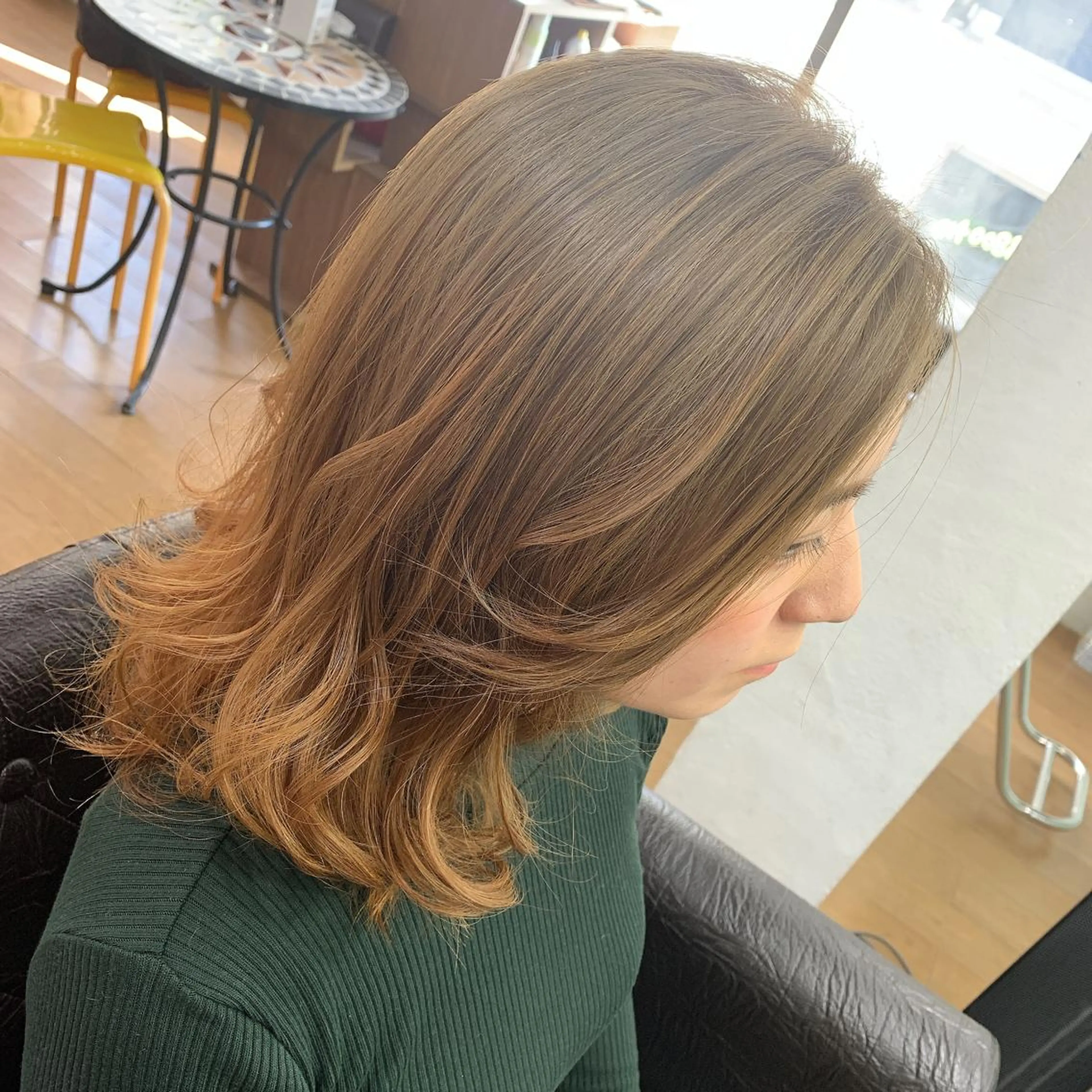 セミロング カラー ヘアアレンジ R ri R takagiのヘアスタイル