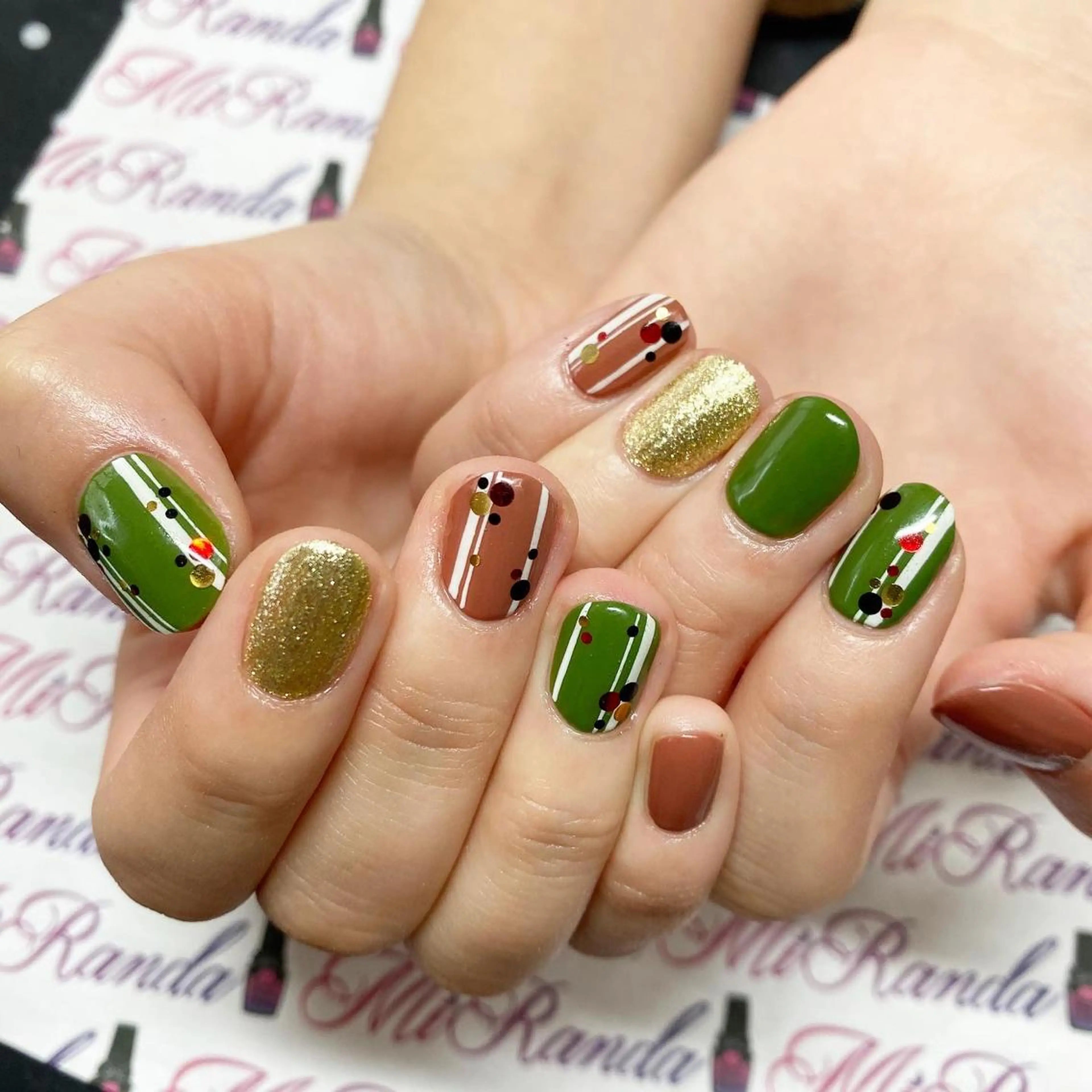 ネイル MiRanda Nail所属・MiRanda 保坂 舞のネイルデザイン