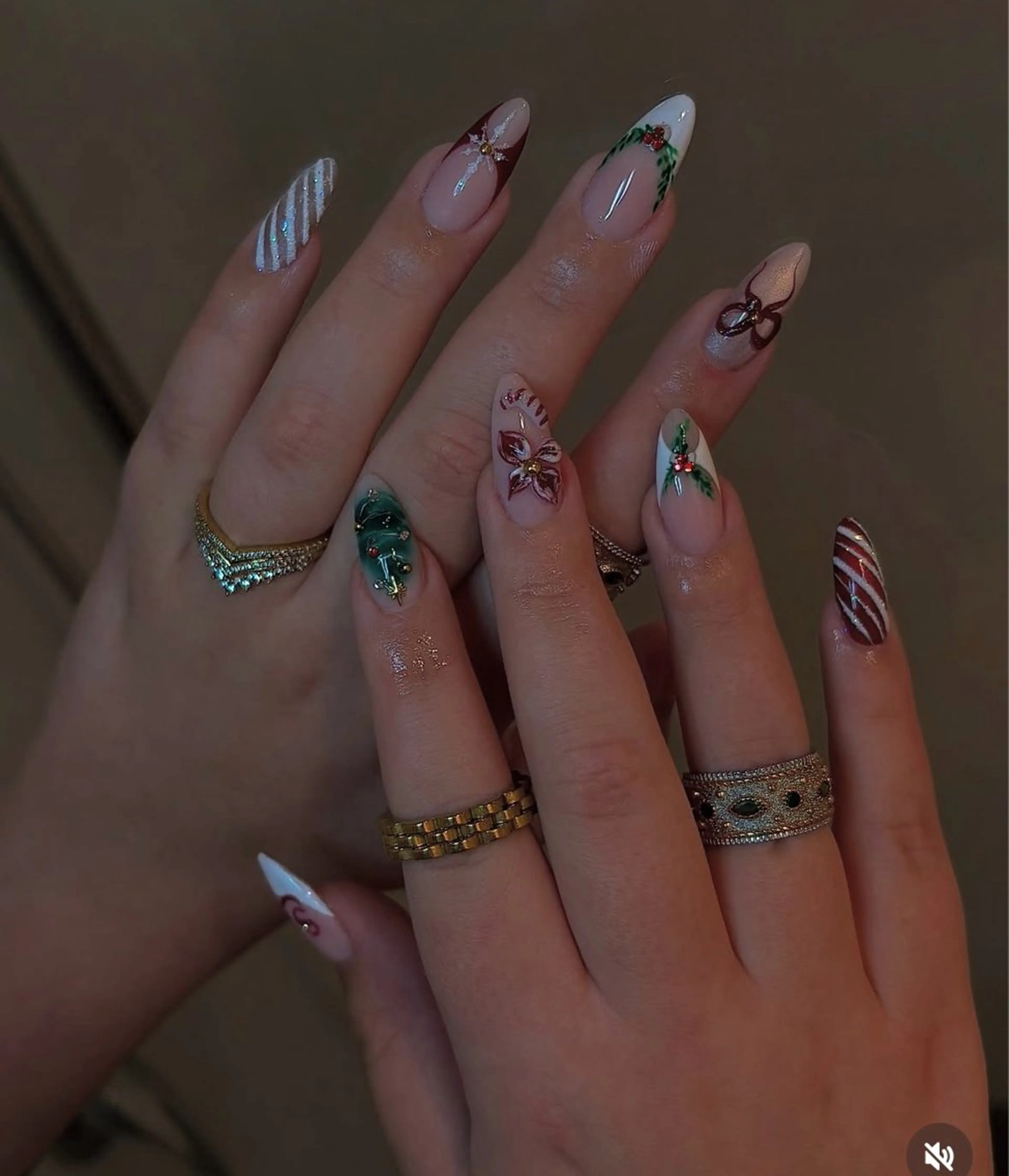 ネイル アートネイル 長さ出し ジェルネイル マグネットネイル ニュアンスネイル なな_ CloudyChanのネイルデザイン