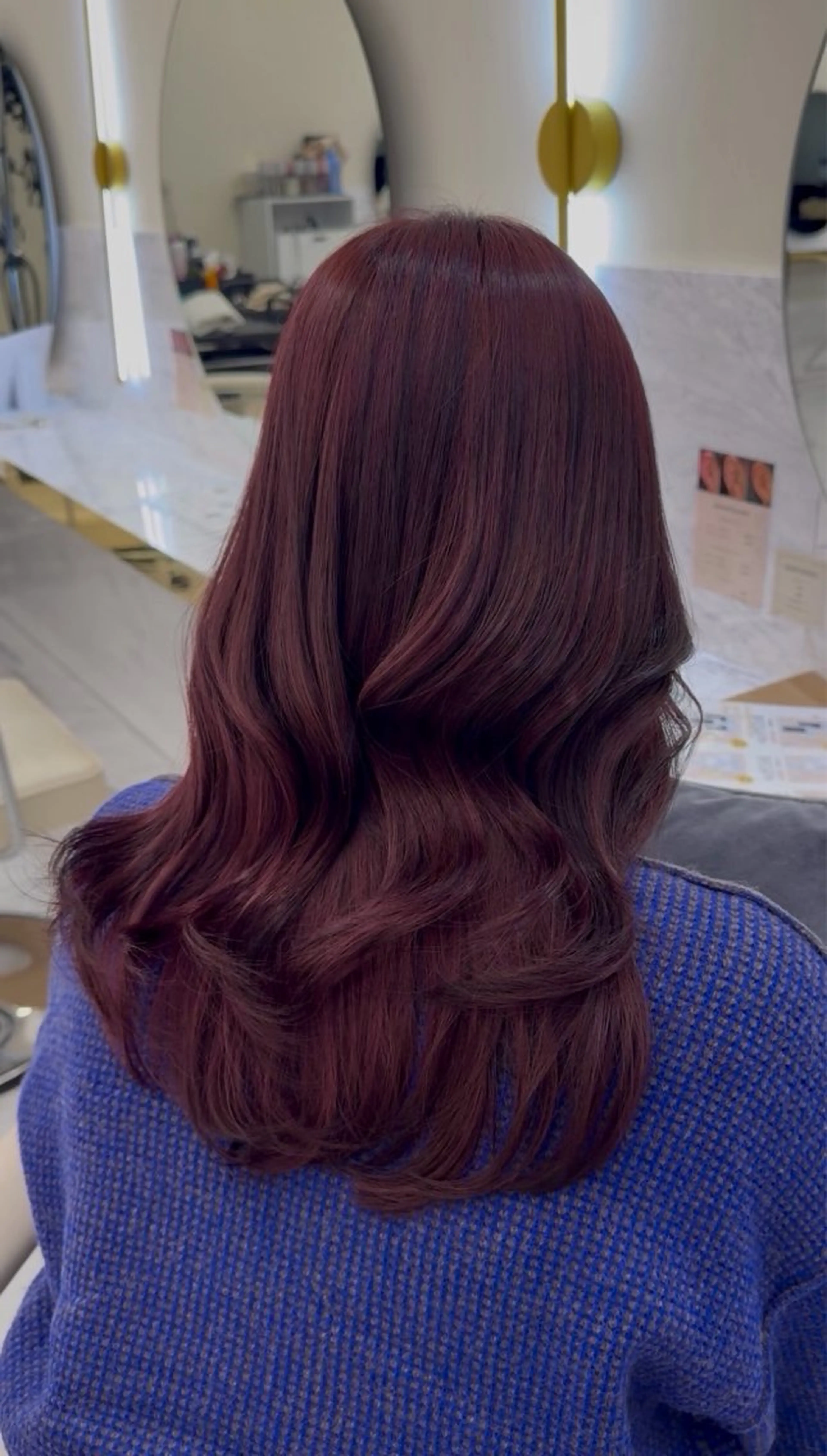 ロング カラー ケアカラー 透明感カラー ピンクカラー ローズカラー くびれヘア ヘアカラー aku💞韓国風🩷 ピンクカラー🎀🩷のヘアスタイル