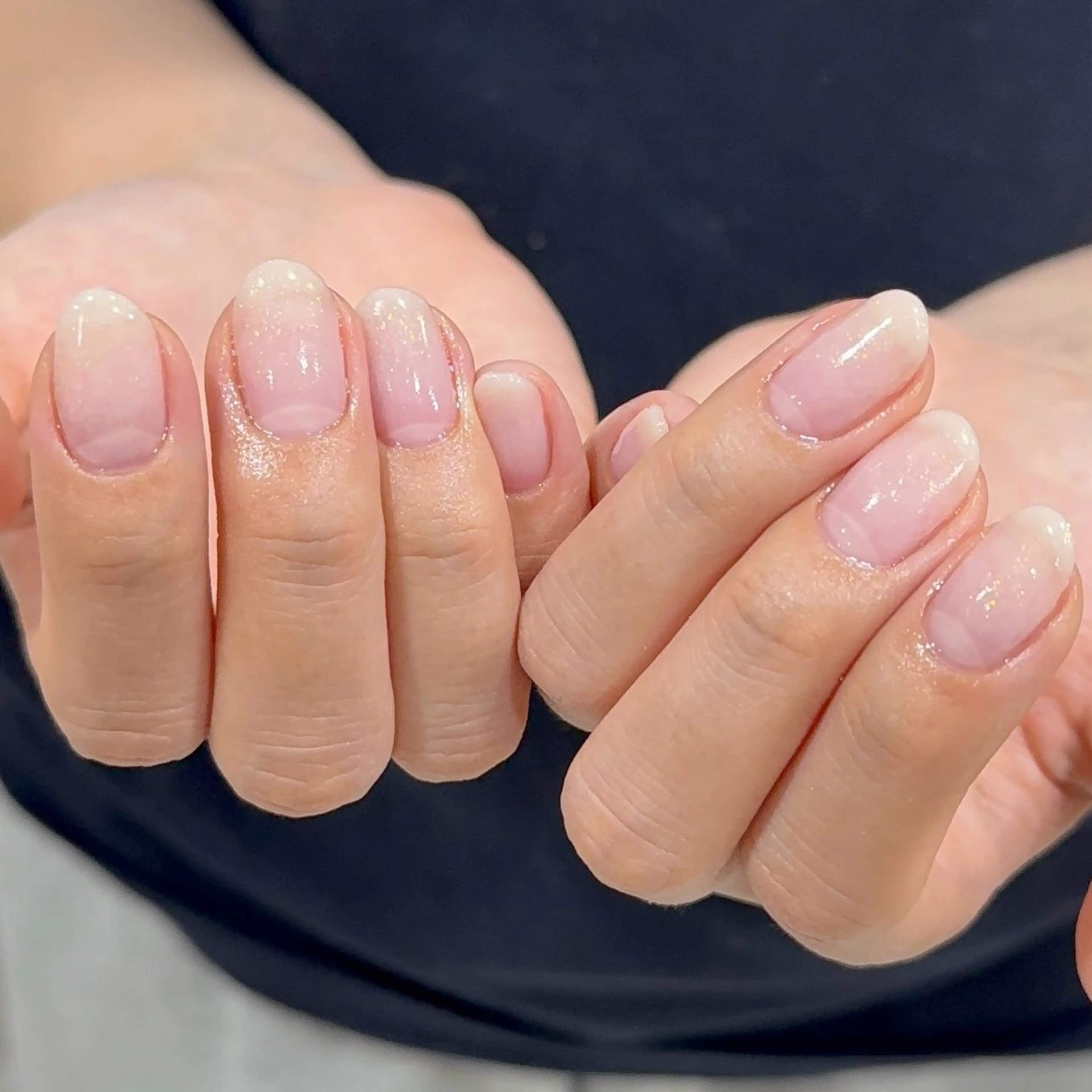 ネイル グラデーション ラメ(グリッター) ラメグラデーション オフィスネイル ピンク ハンドネイル Reilly nail.所属・REILLY nail salonのネイルデザイン