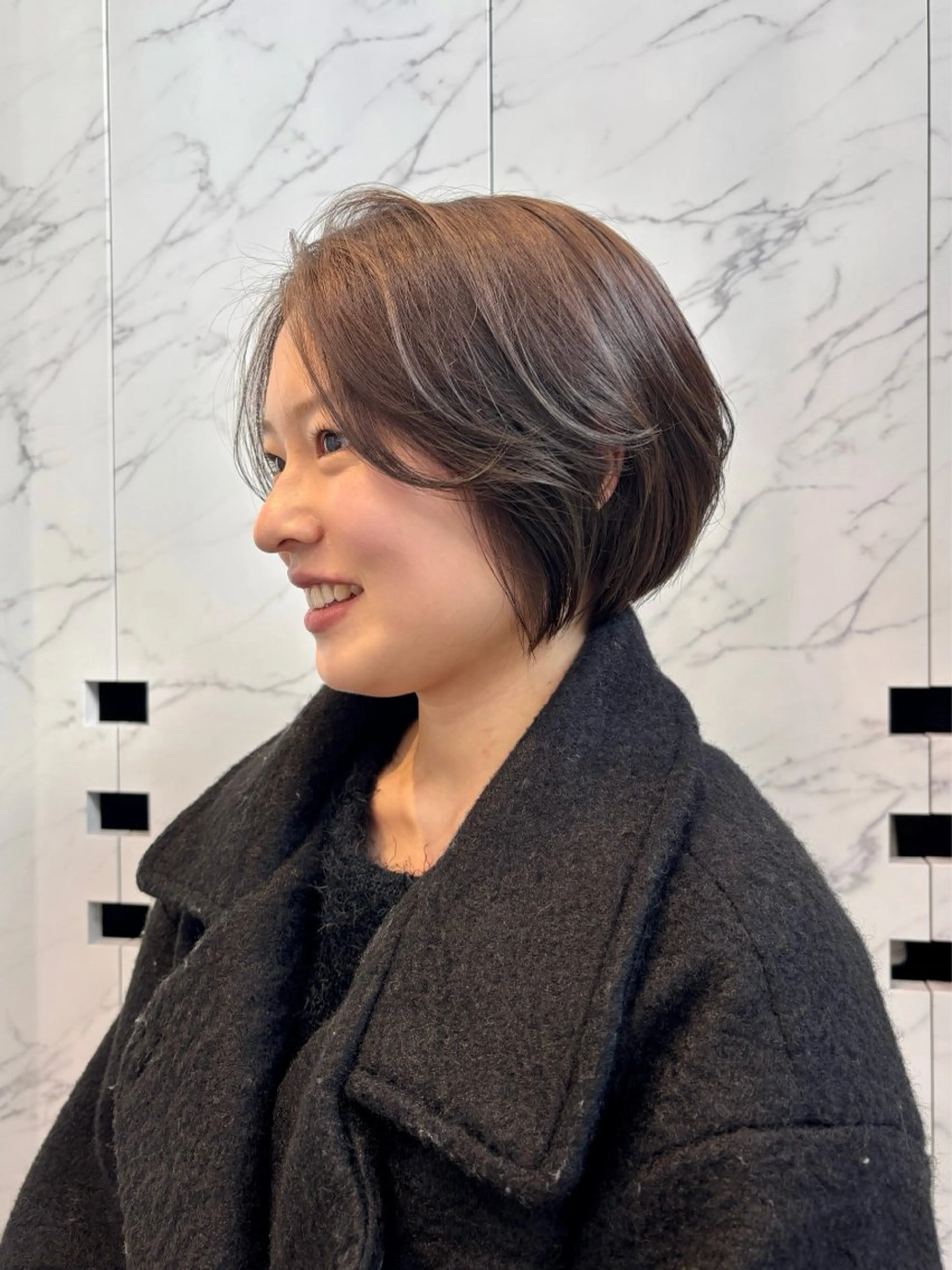 ショート ボブ レイヤーカット カット ヘアカラー miu /透明感カラーのヘアスタイル