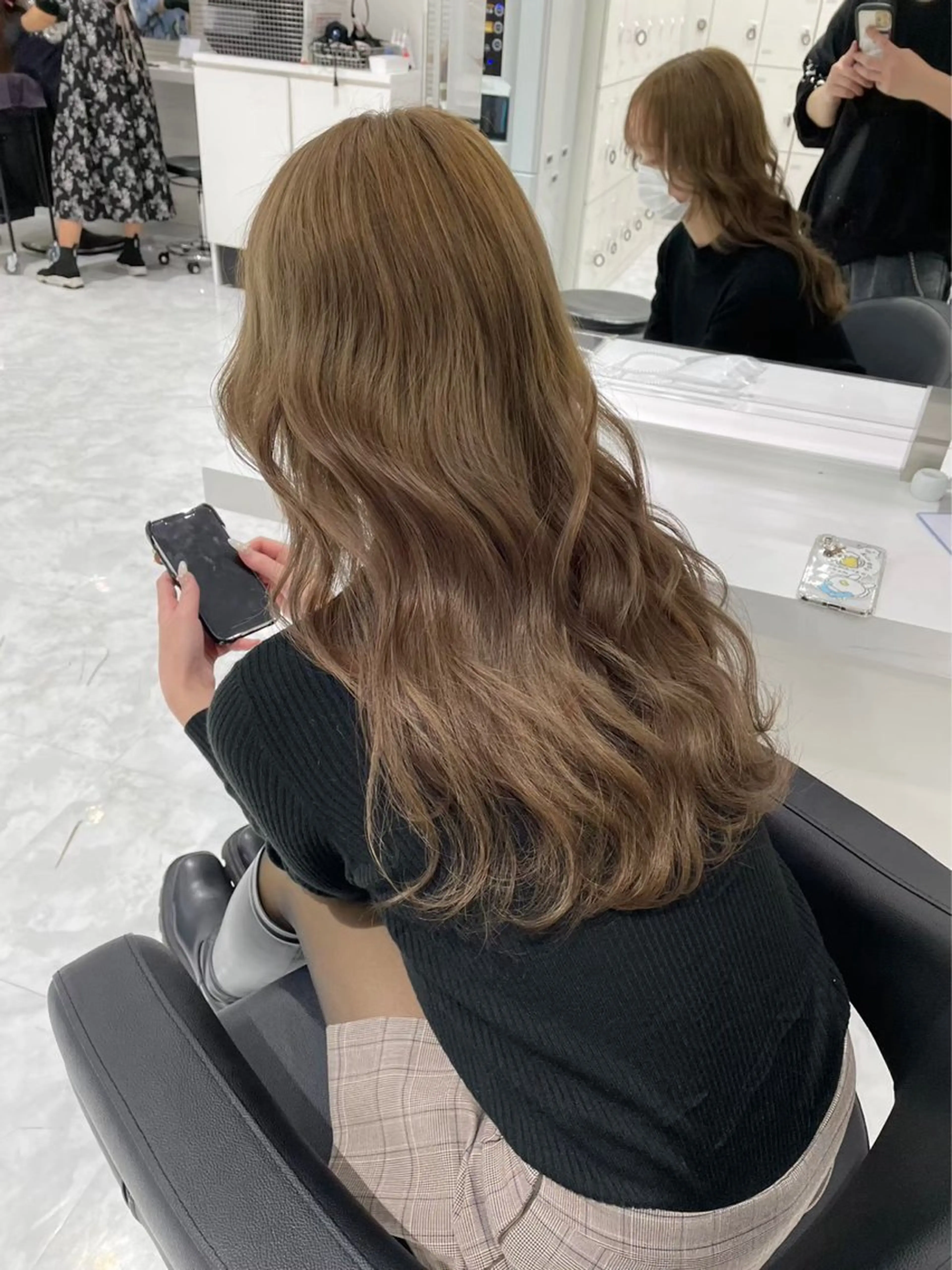 セミロング カラー 赤みなし艶カラー🍈 ユウナ🍈🤍のヘアスタイル