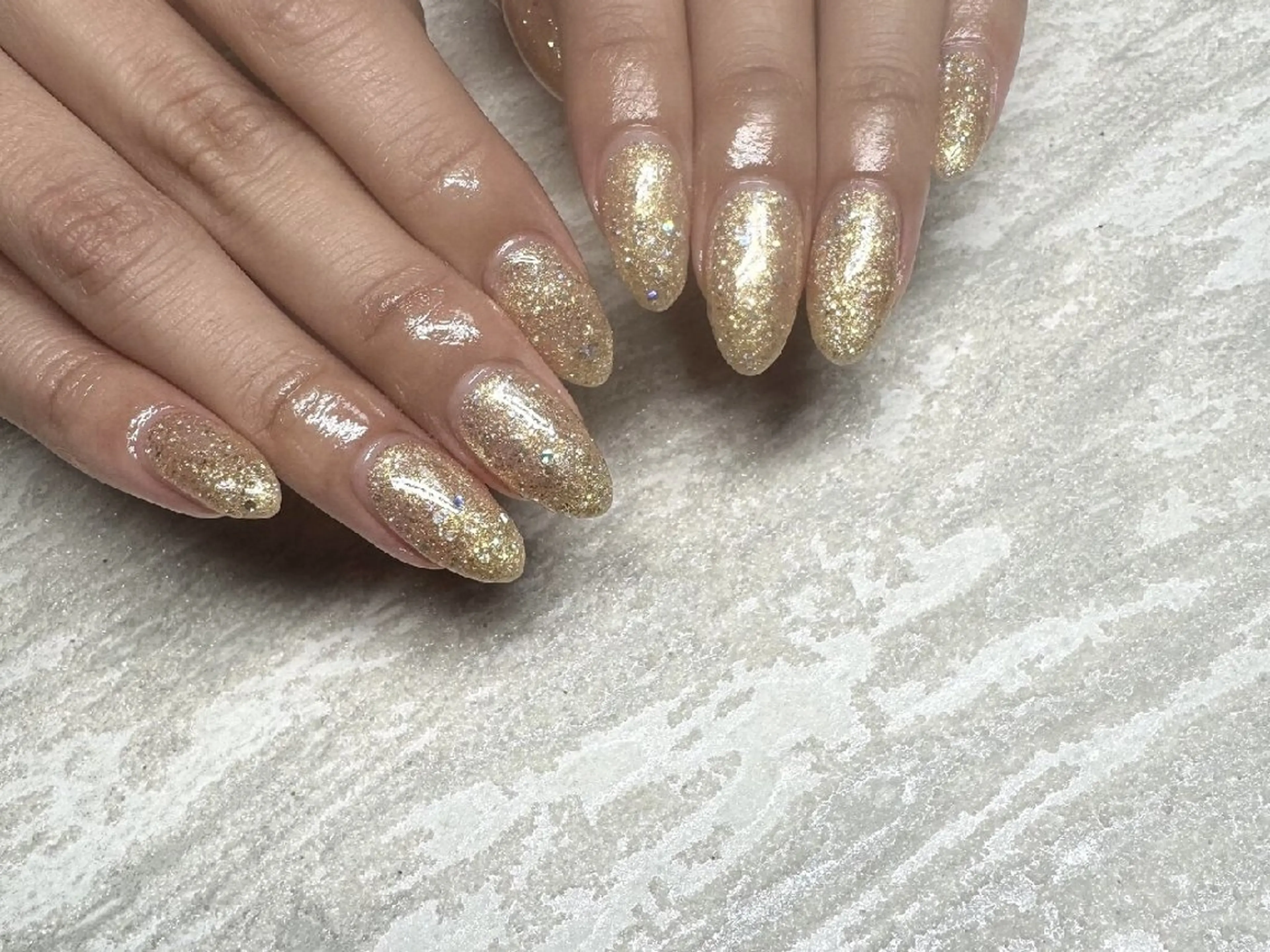 ネイル ゴールド ラメ(グリッター) ハンドネイル JULIE NAILのネイルデザイン