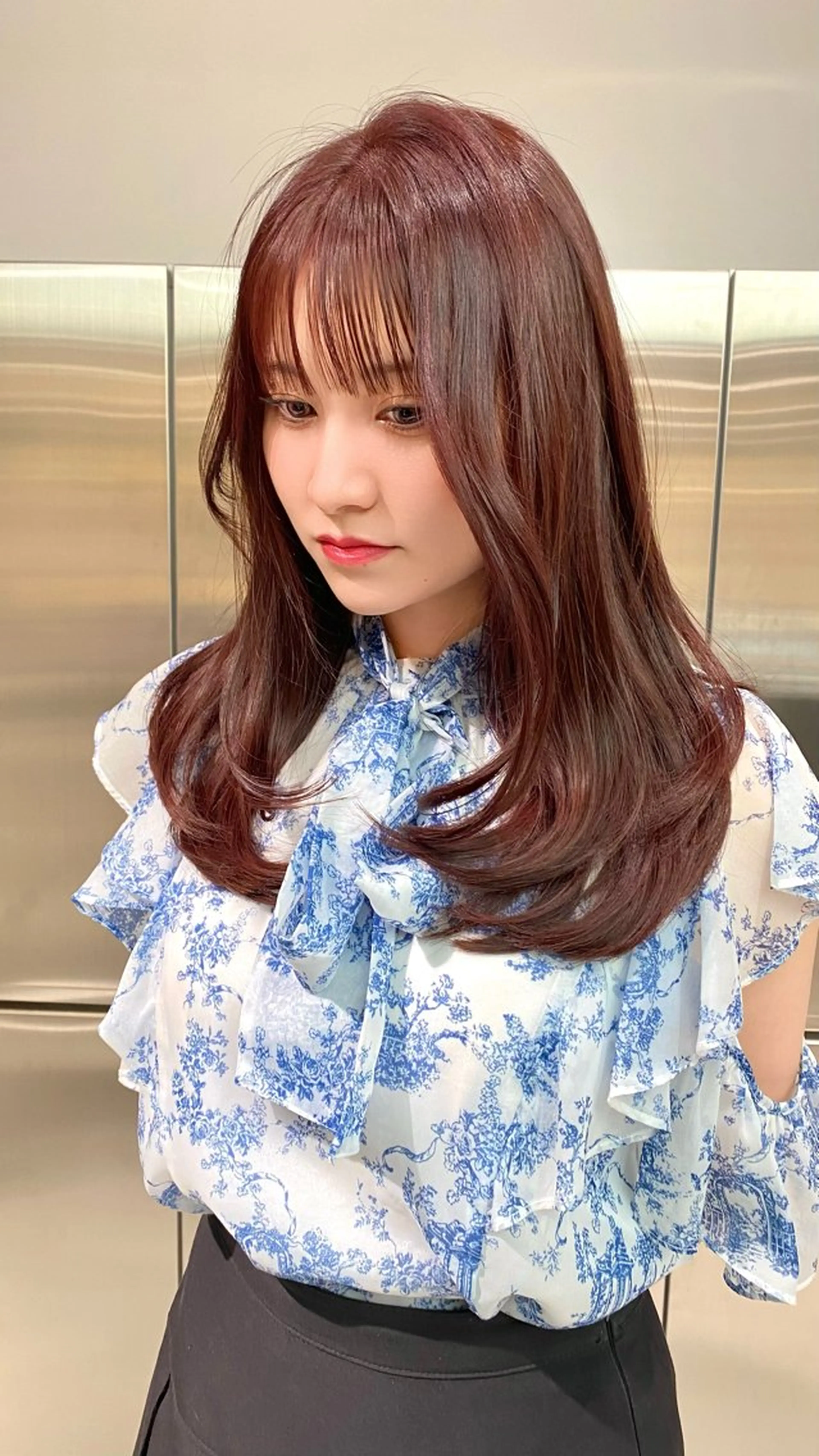 ロング カラー ブリーチ ダブルカラー ブリーチなしカラー レッドカラー ハイトーン特化🤍/ ハルナのヘアスタイル