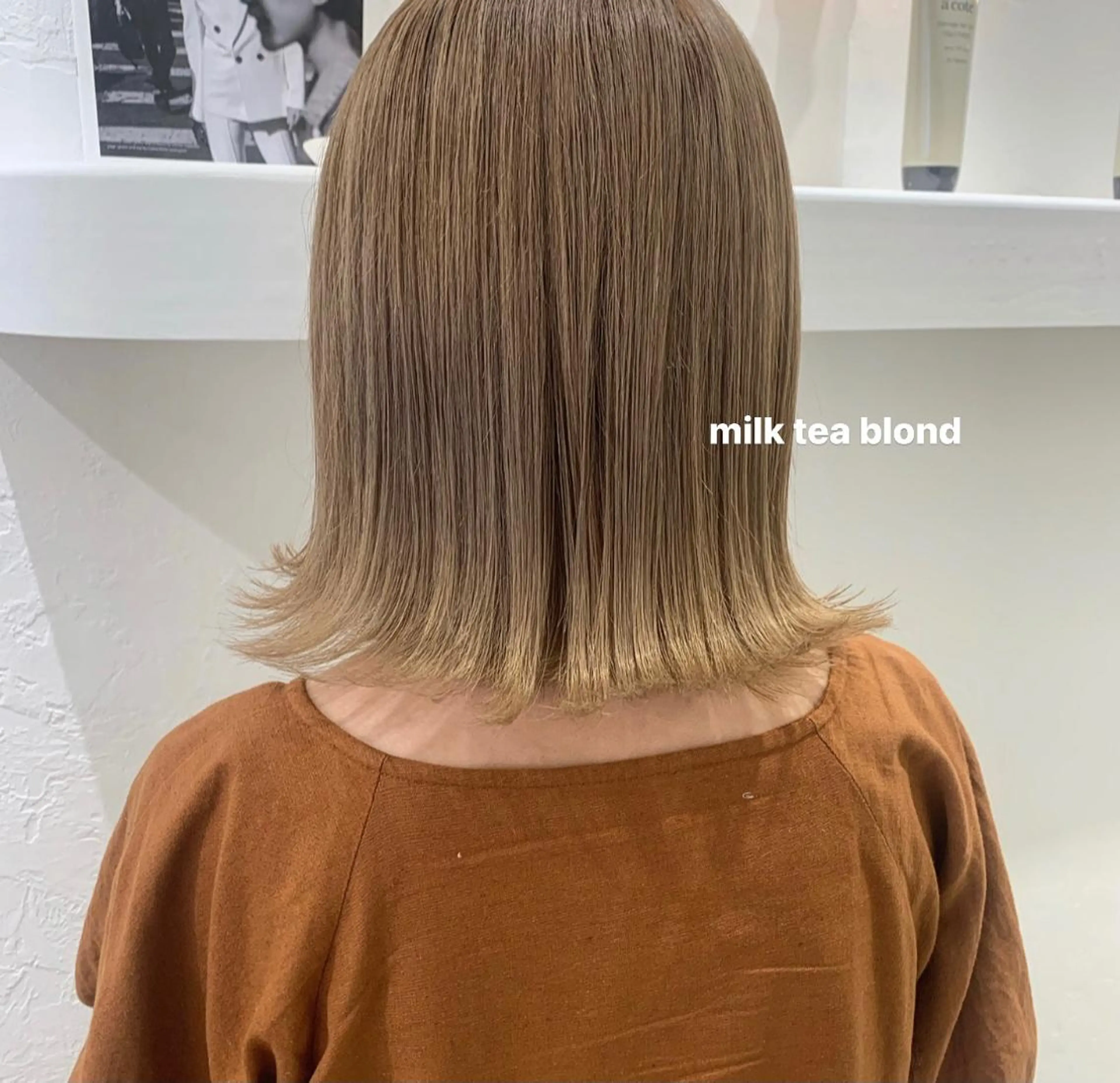 セミロング カラー ベージュカラー ブリーチ ミルクティーベージュ ヘアカラー 🎀ワンホンhair 🎀マリノのヘアスタイル