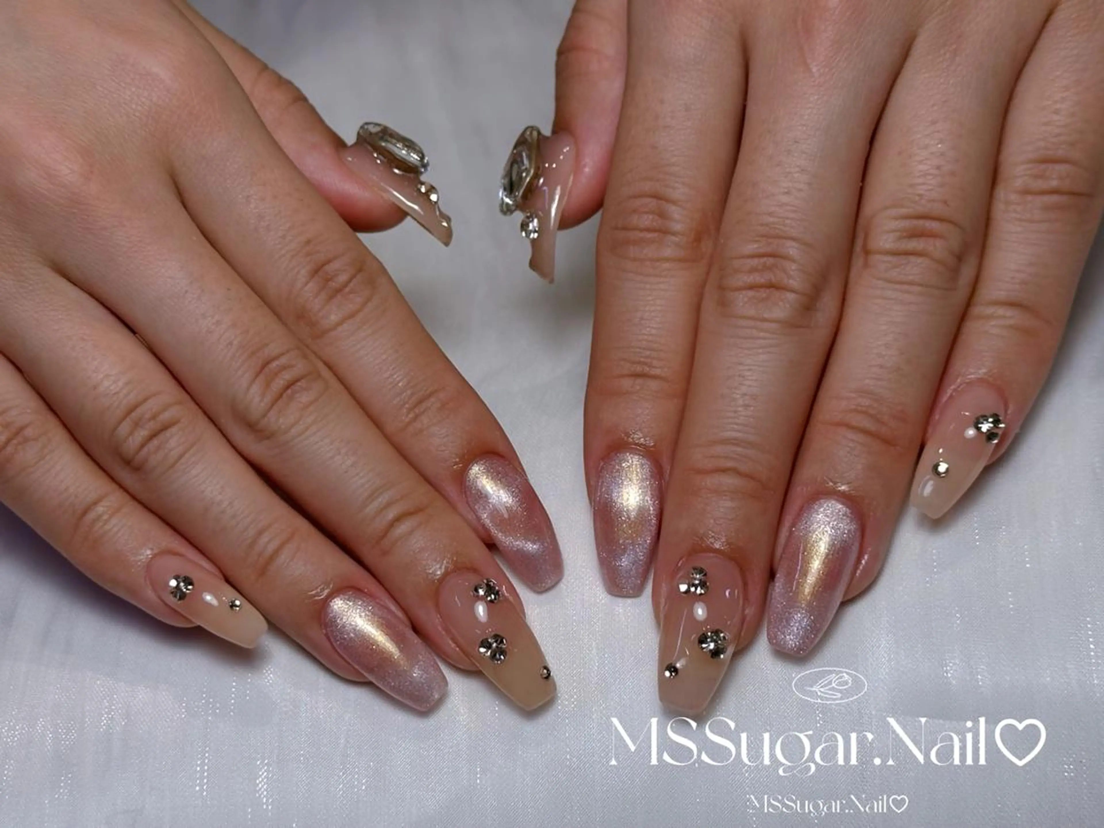 ネイル ハロウィン ロングネイル マグネットネイル スカルプネイル ネイルチップ Mss ALICEのネイルデザイン