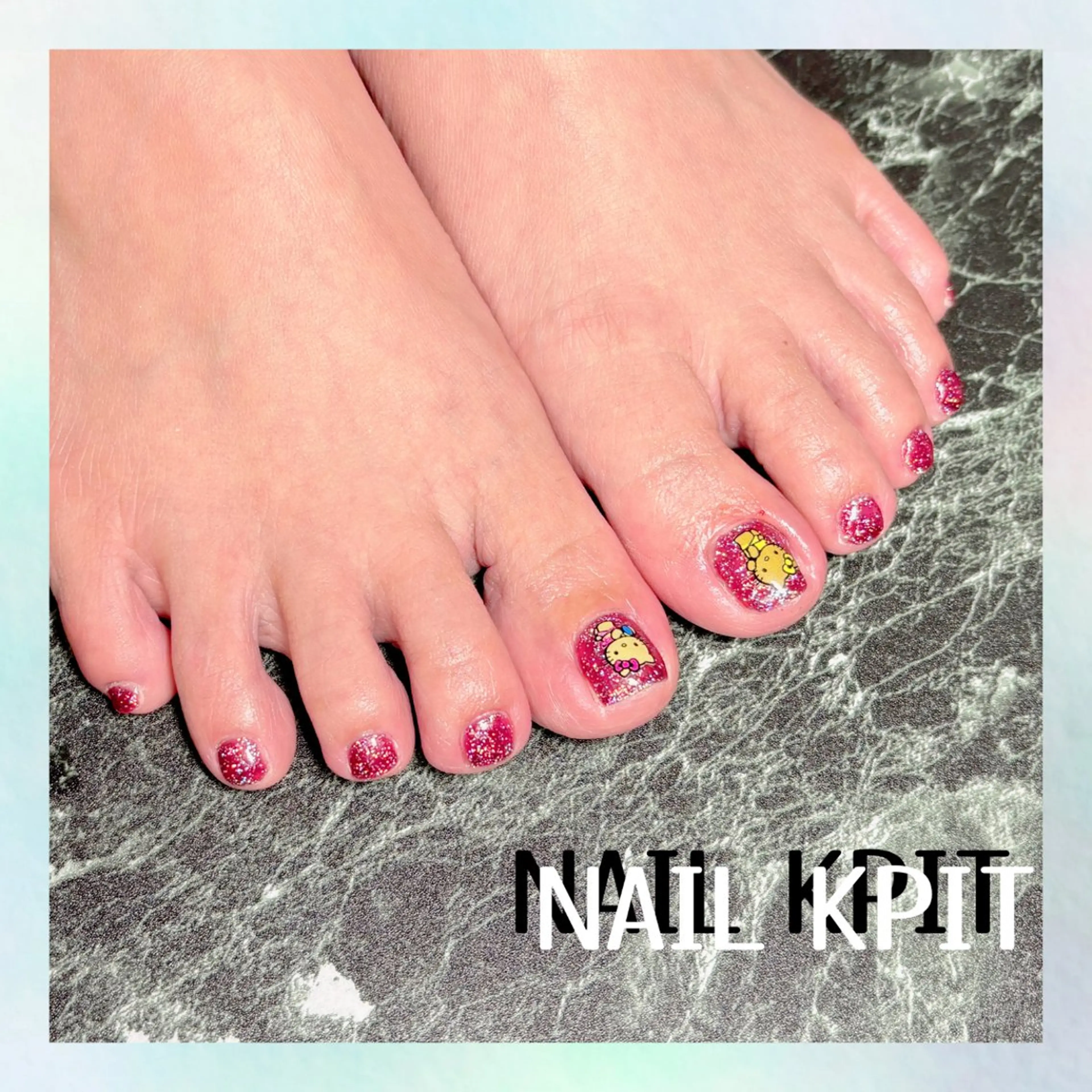 ネイル フットネイル ジェルネイル ラメ(グリッター) フットネイル NAIL K-PIT ネイル ケーピットのネイルデザイン