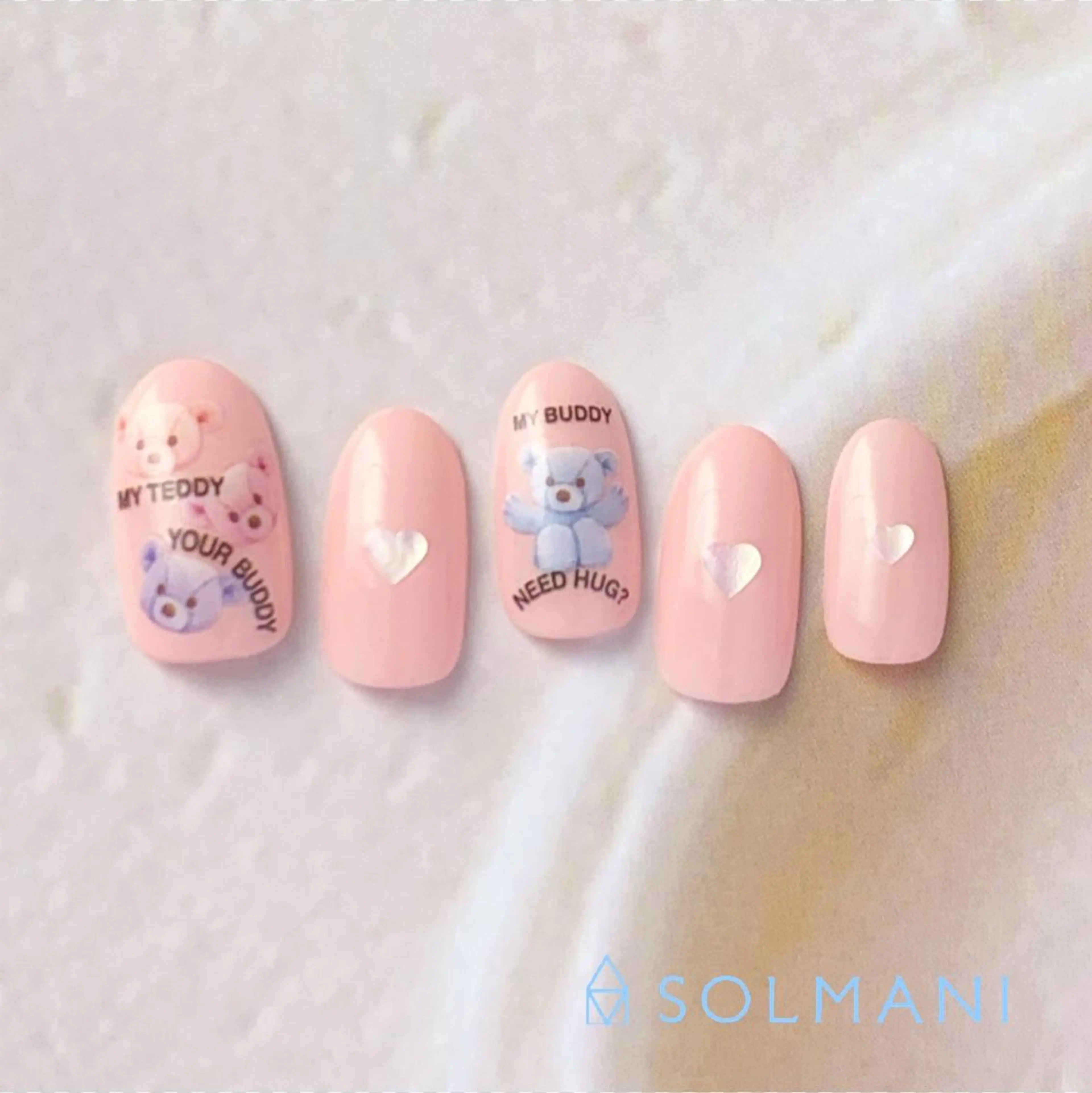 ネイル SOLMANI 予約担当のネイルデザイン