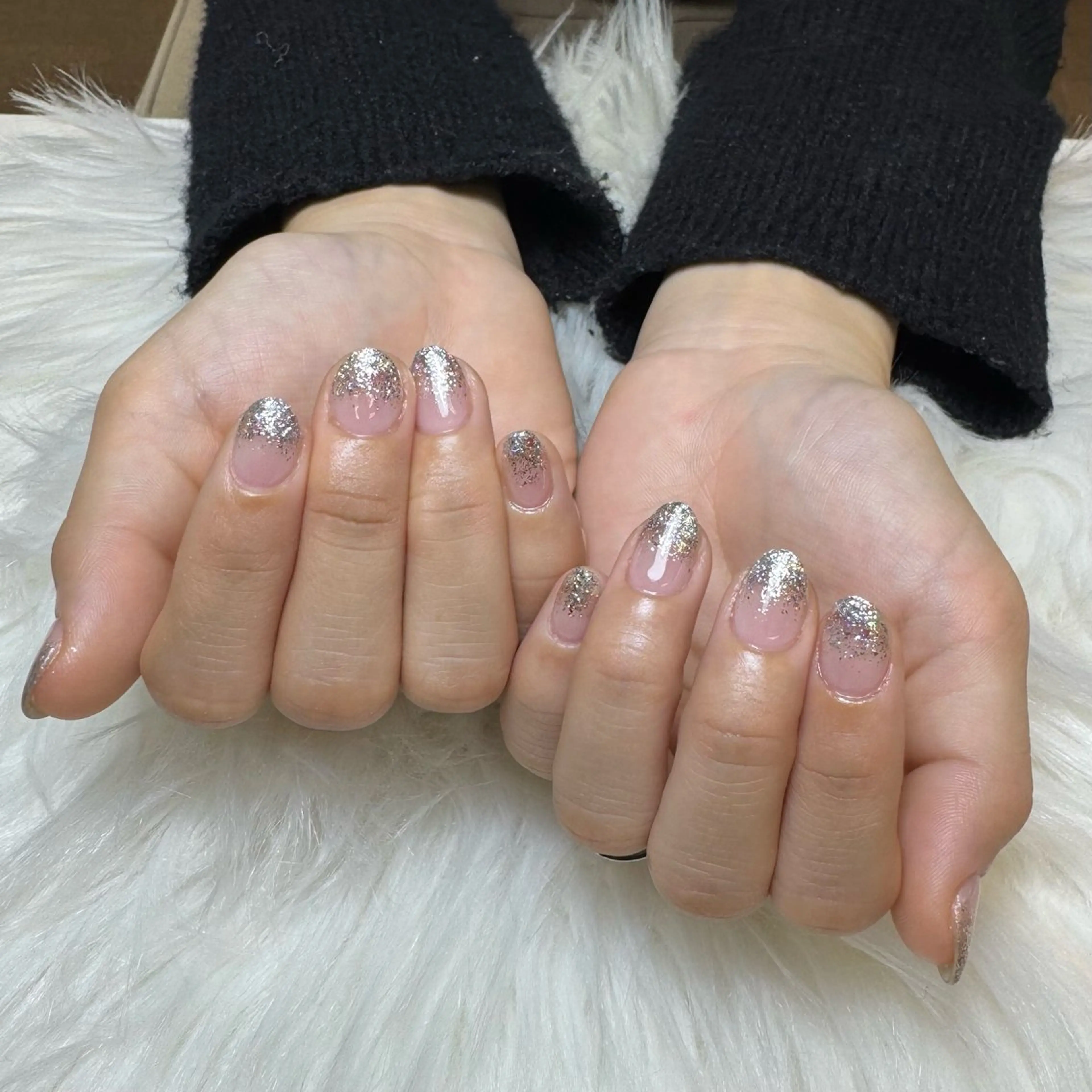 ネイル グラデーション ラメ(グリッター) ラメグラデーション シルバー Nail Space BELIER所属・-belier- reinaのネイルデザイン
