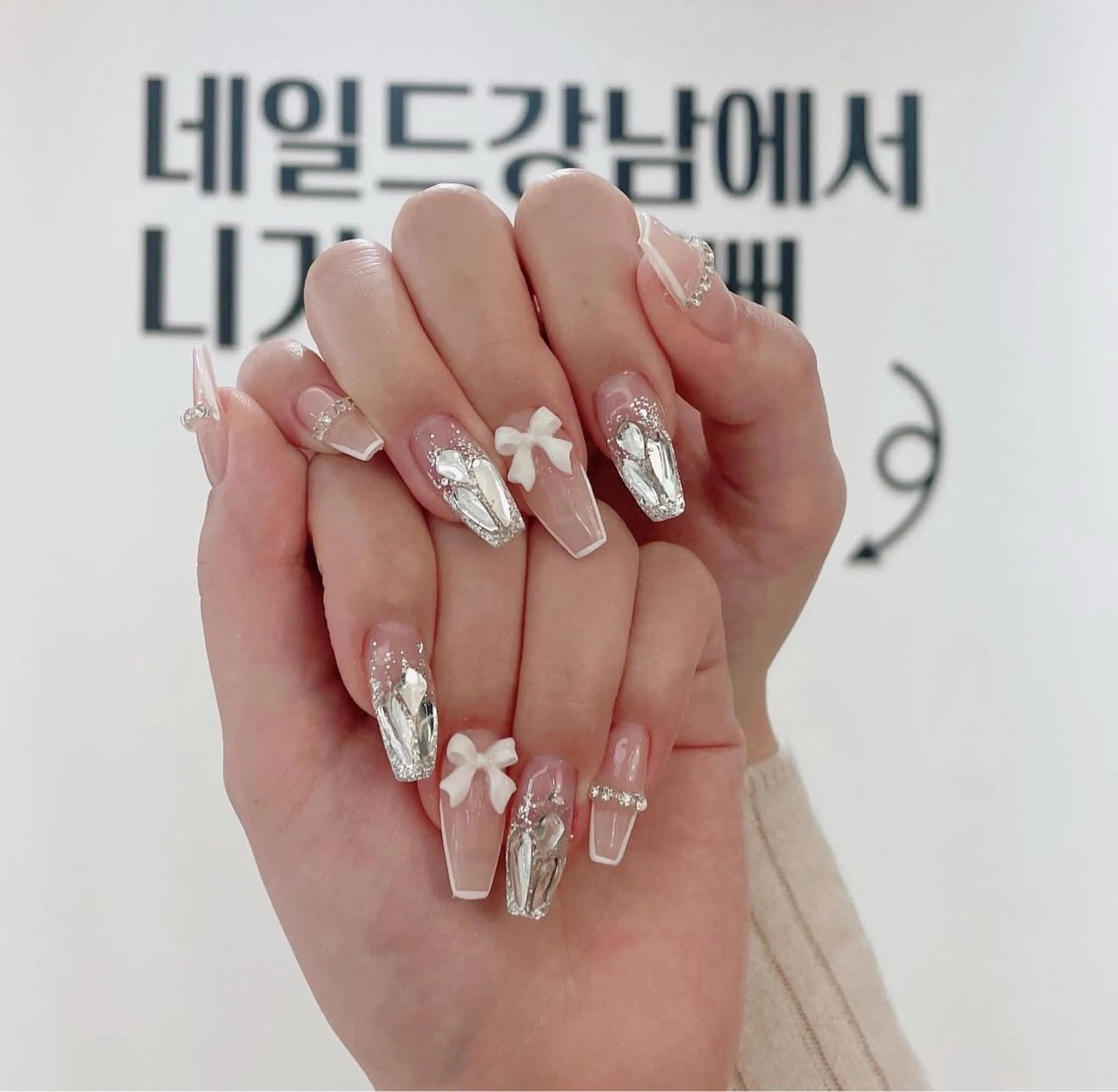 ネイル アートネイル ジェルネイル ネイルチップ ハンドネイル Rin Rin TA Nailのネイルデザイン