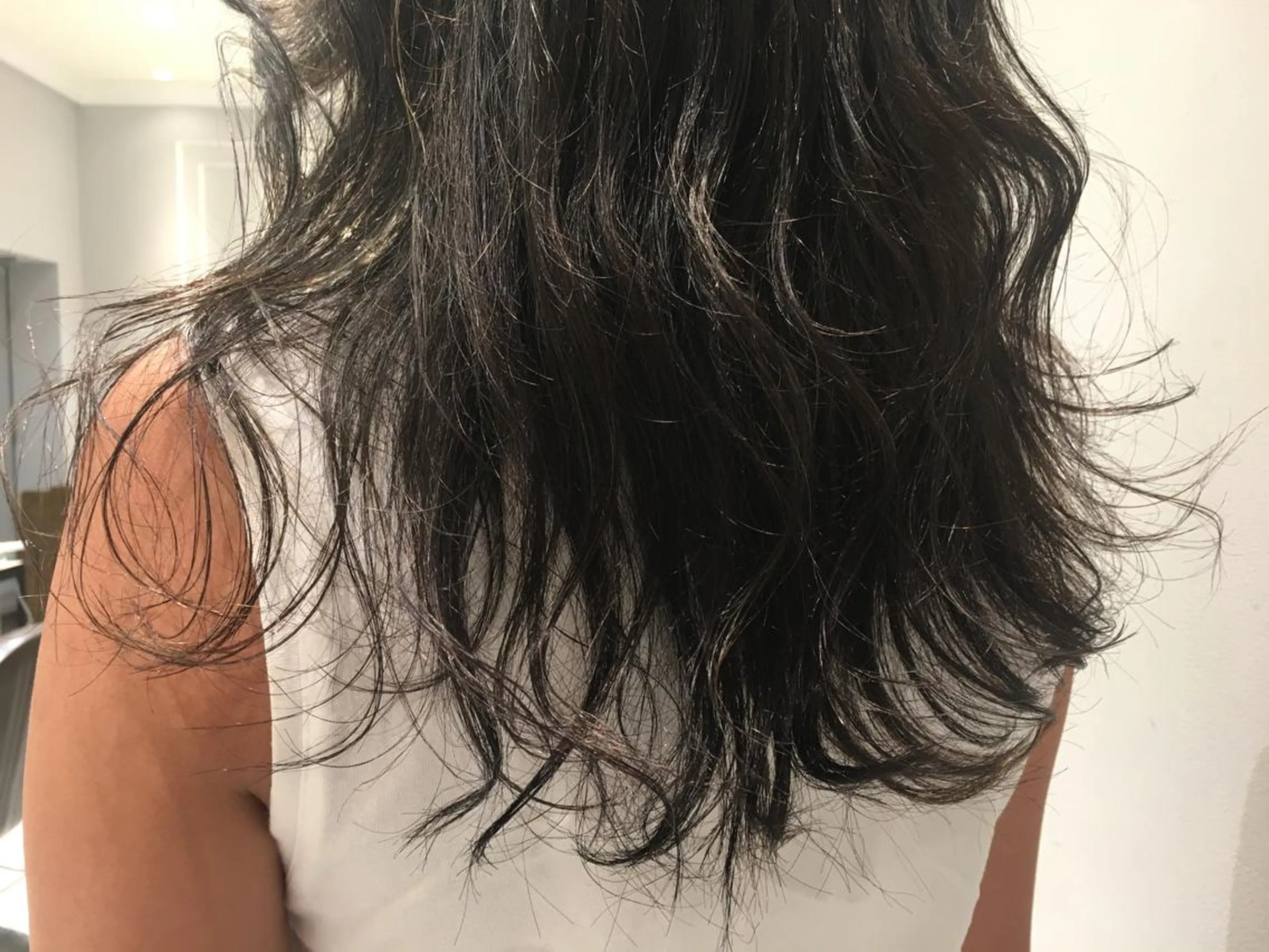 ロング カラー アッシュ ハイライトカラー ハイライト 🦖鶴岡香純🦖 産休中のヘアスタイル