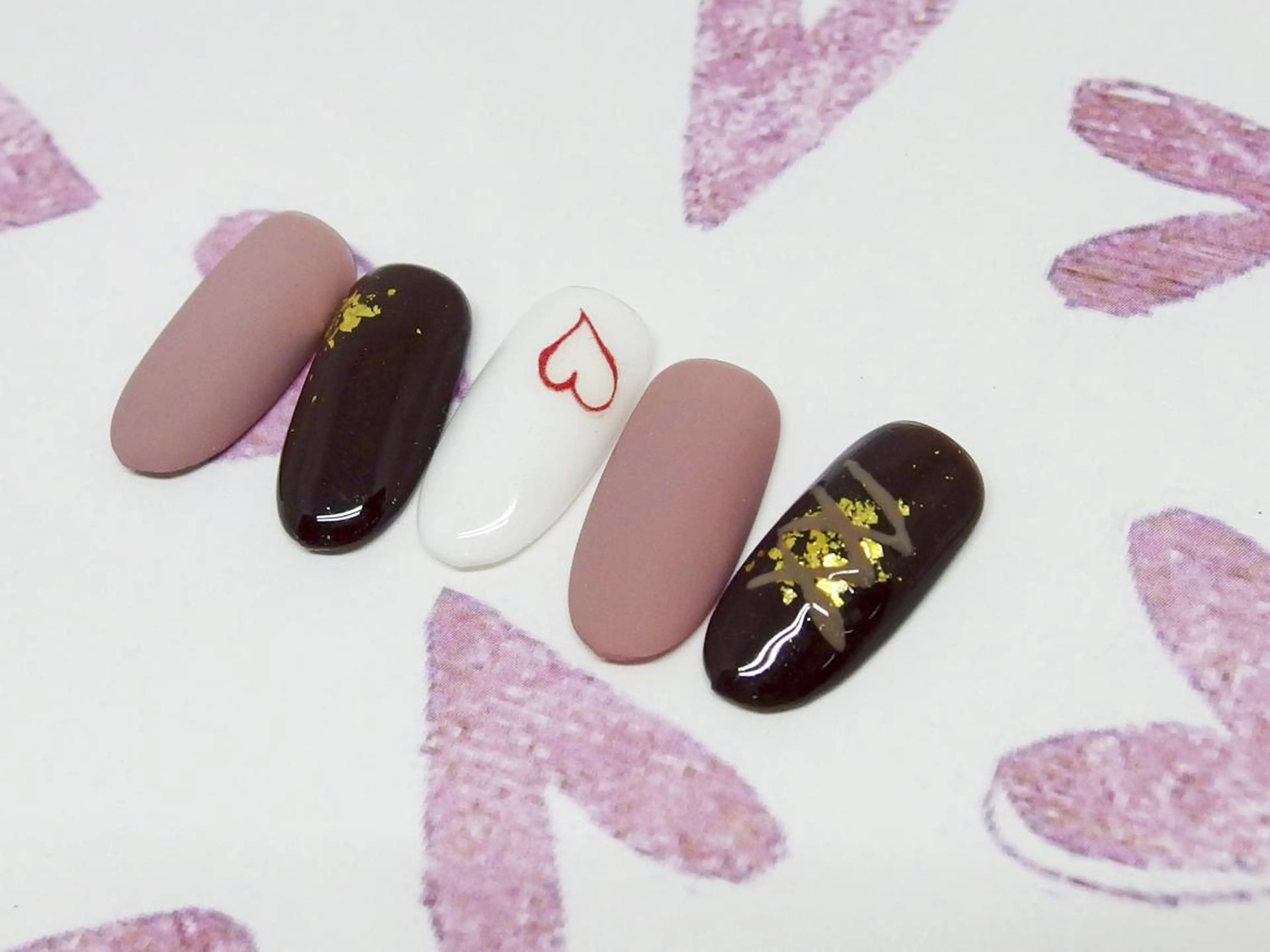 ネイル ハート バレンタイン ハンドネイル ティーエヌ 金山駅東口店のネイルデザイン