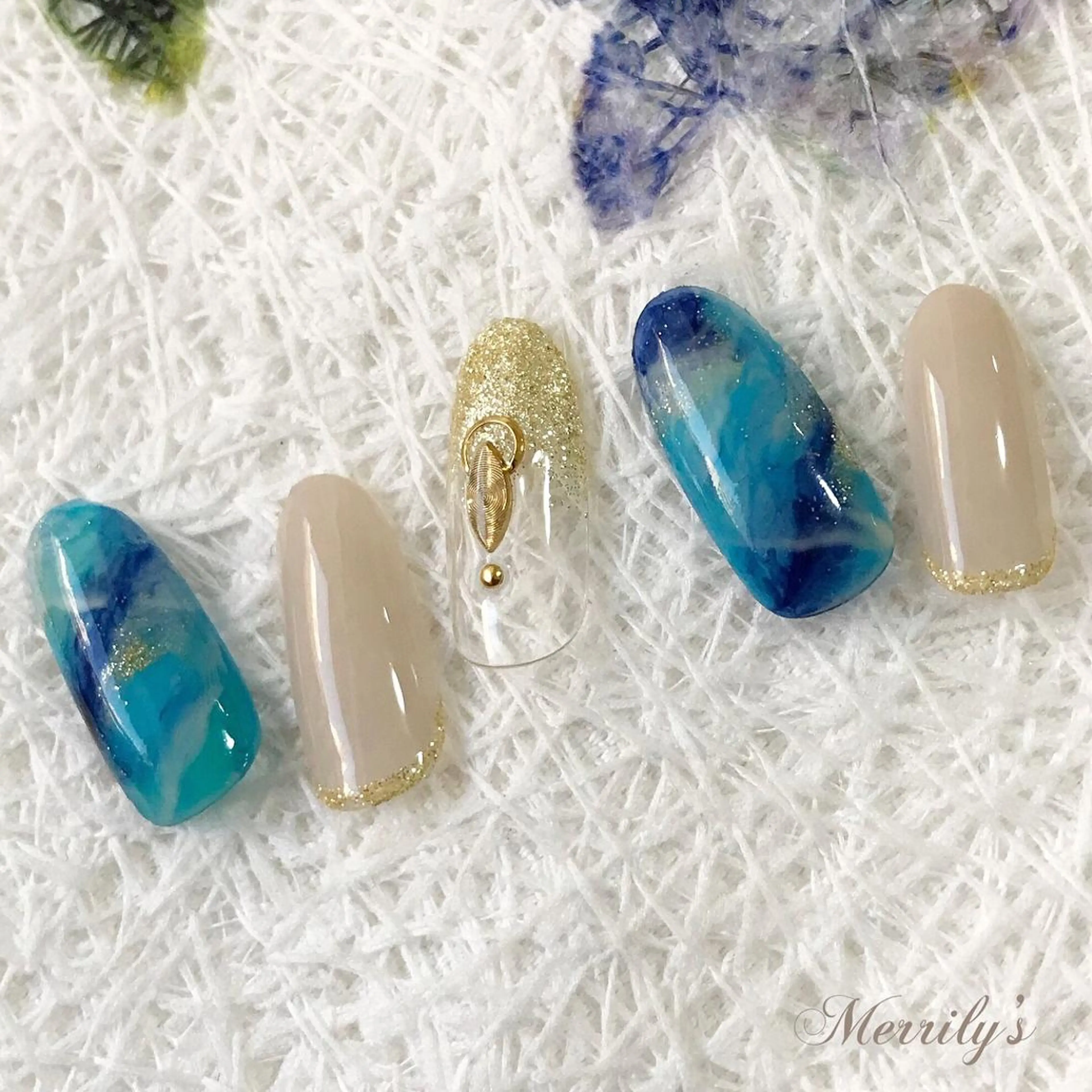 ネイル Merrily's所属・Merrily's Hagi Minaのネイルデザイン