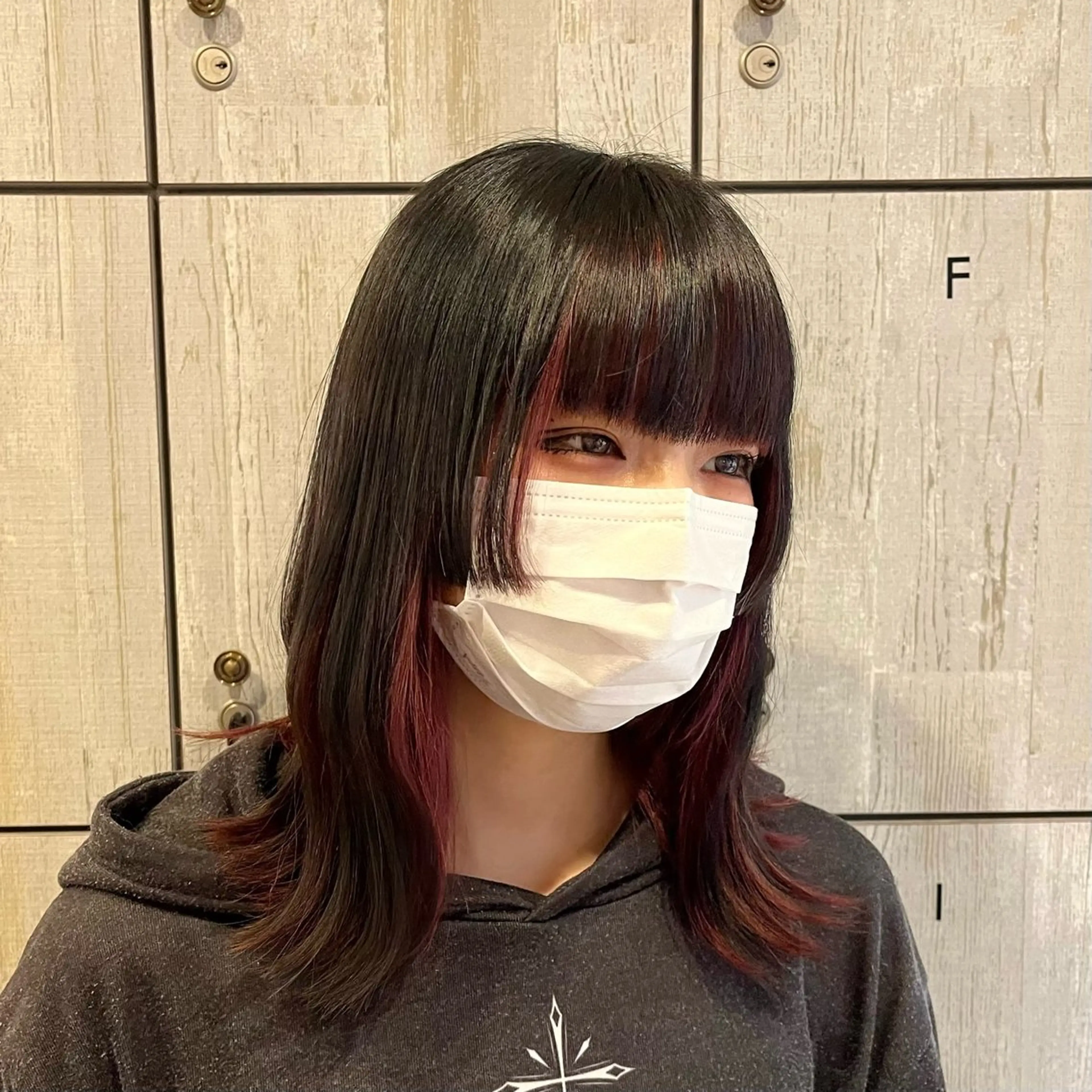 ロング カラー ヘアカラー 夏向/ハイトーン /パーマのヘアスタイル