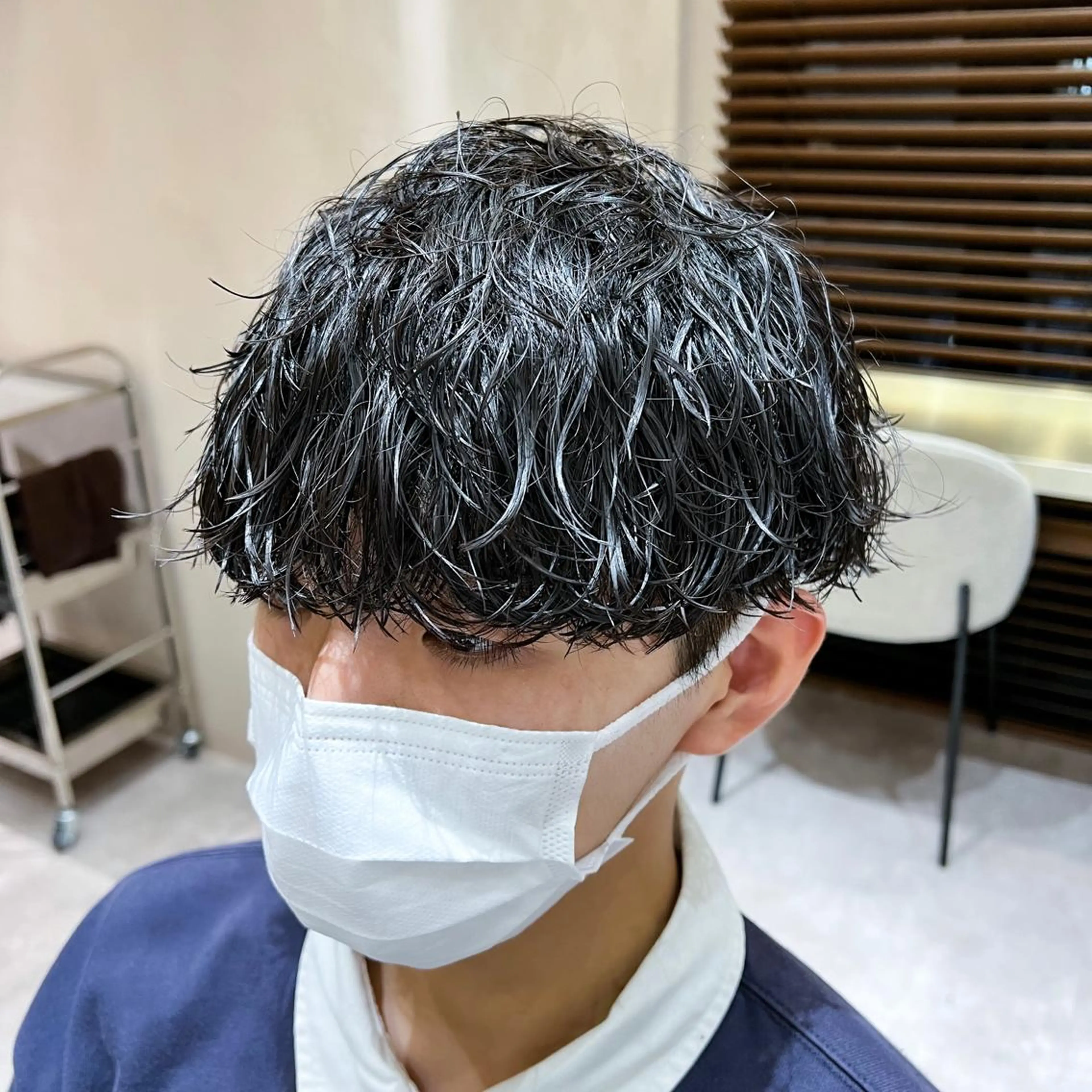 ショート パーマ メンズ マッシュ メンズパーマ 波巻きパーマ スパイラルパーマ カット パーマ トリートメント 波巻きスパイラルパー マ/シャドウパーマ駿のヘアスタイル