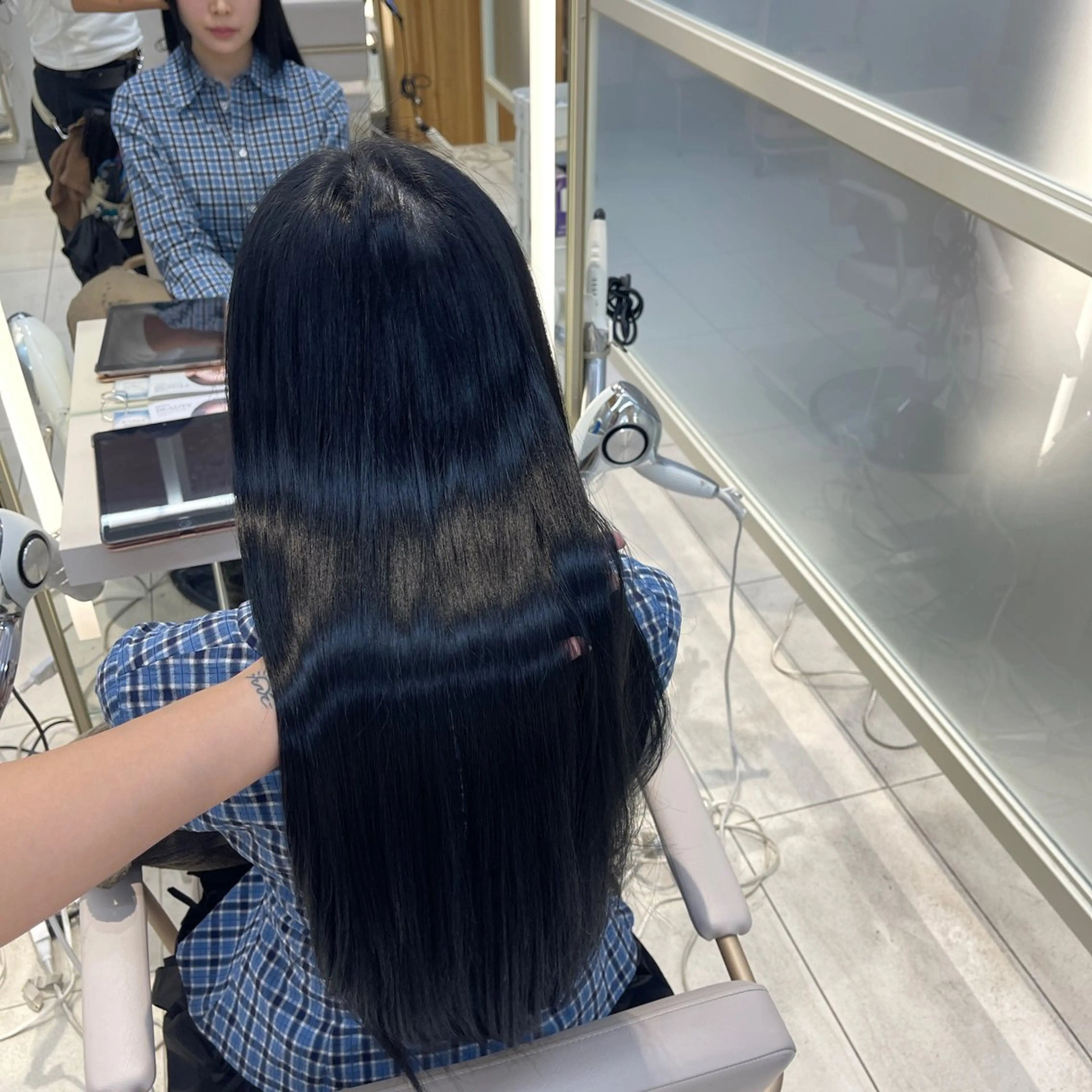 ロング カラー ヘアカラー トリートメント Hina🩵ツヤ髪 透明感カラー🩵のヘアスタイル