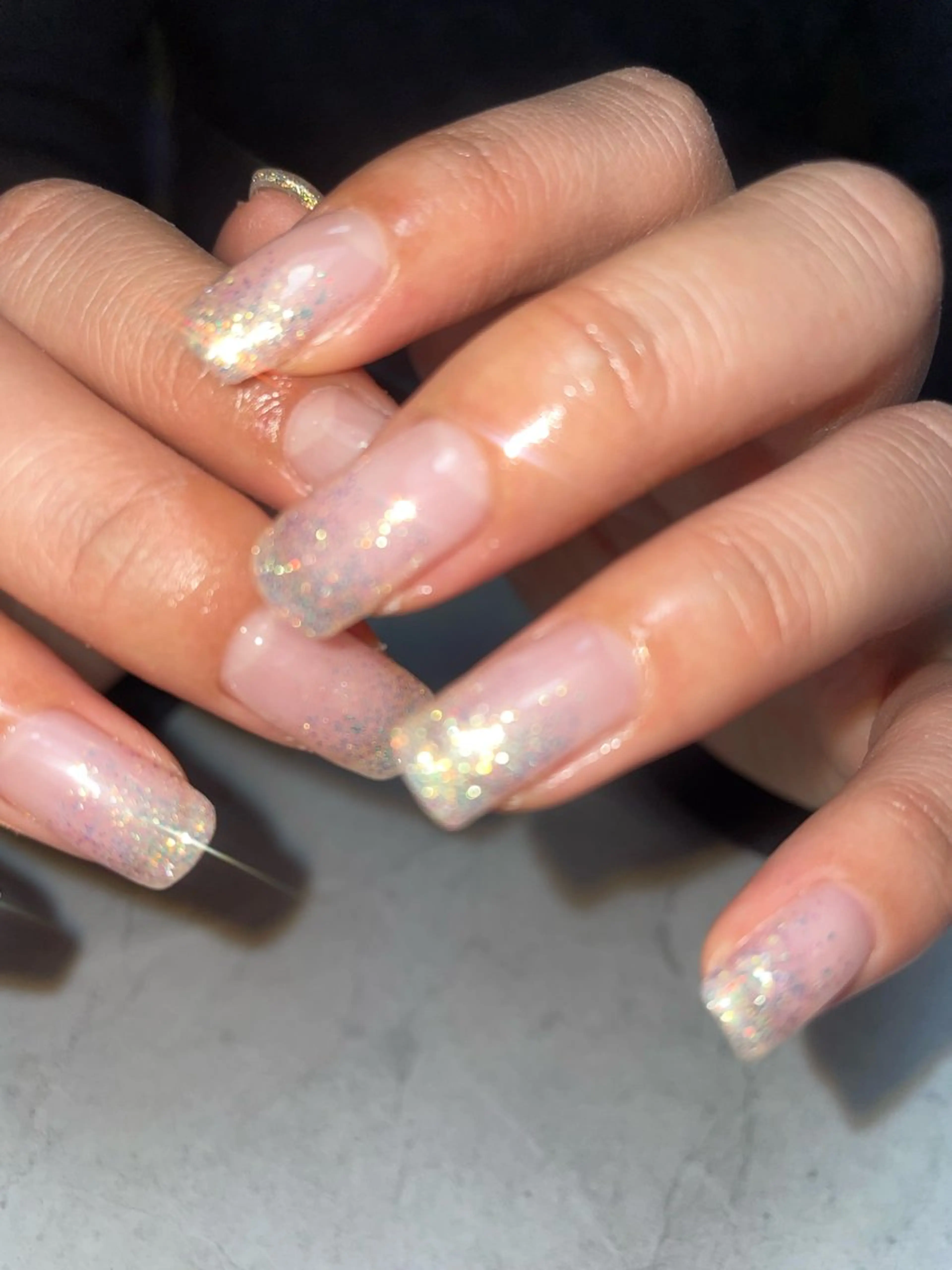 ネイル ガーリー グラデーション キラキラネイル 韓国ネイル ラメ(グリッター) ハンドネイル miinail miyuuのネイルデザイン