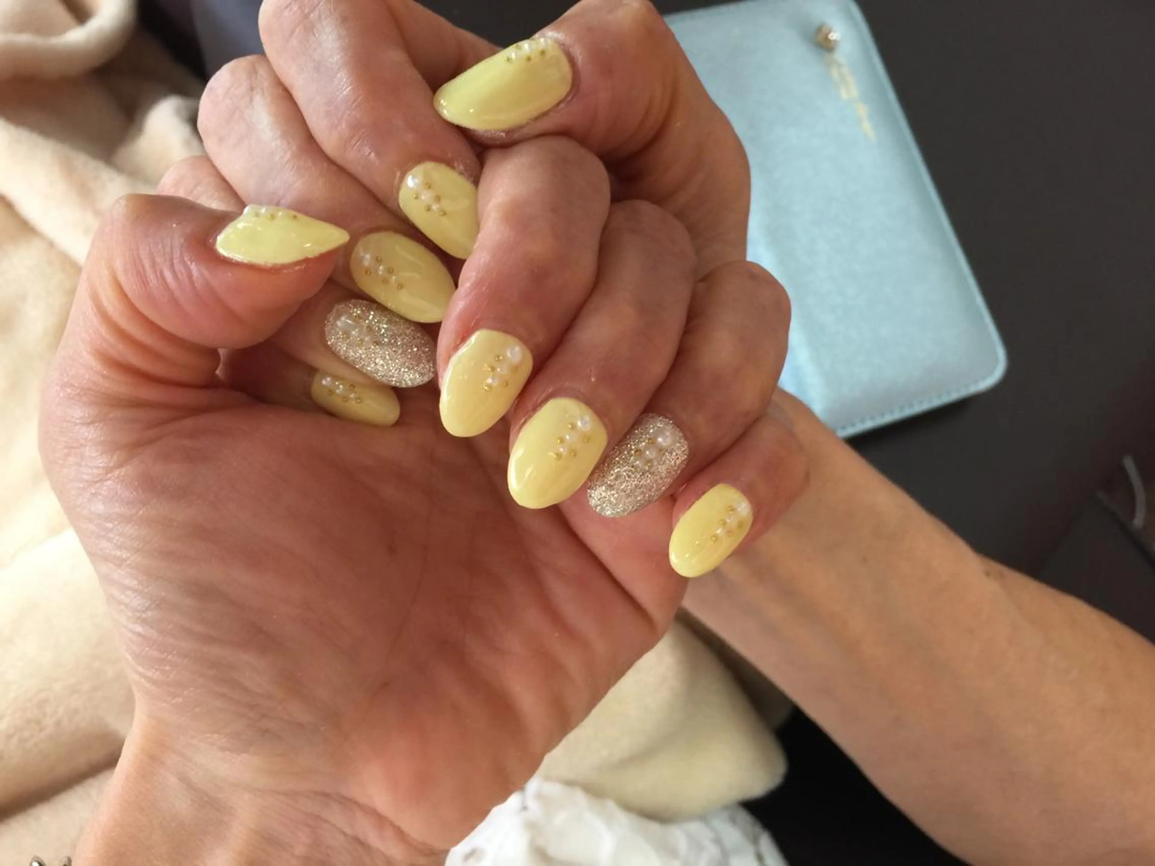 ネイル アートネイル 黄色 esNail&eye イーズネイル＆アイのネイルデザイン
