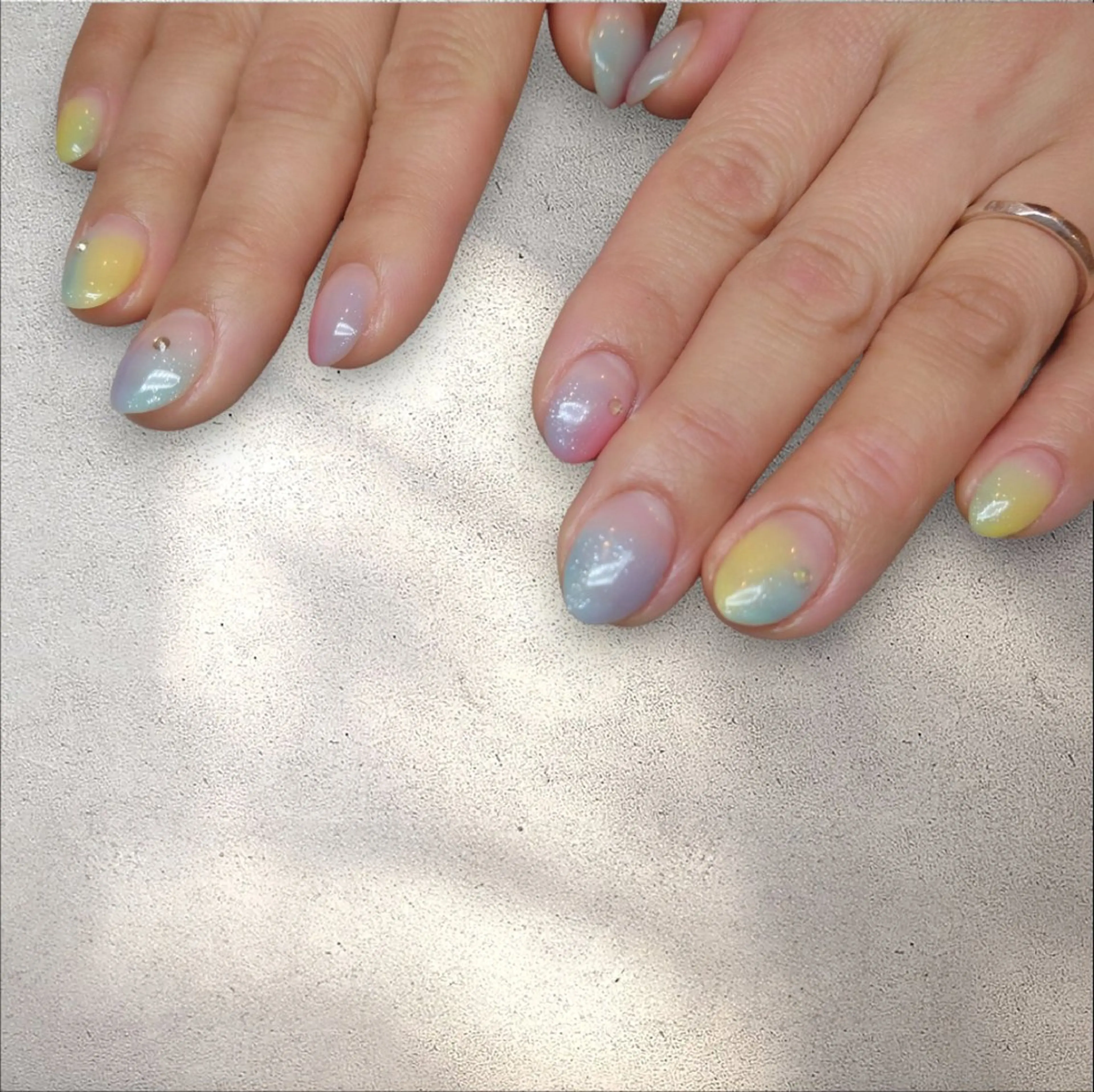 ネイル フットネイル nail  -es-のネイルデザイン