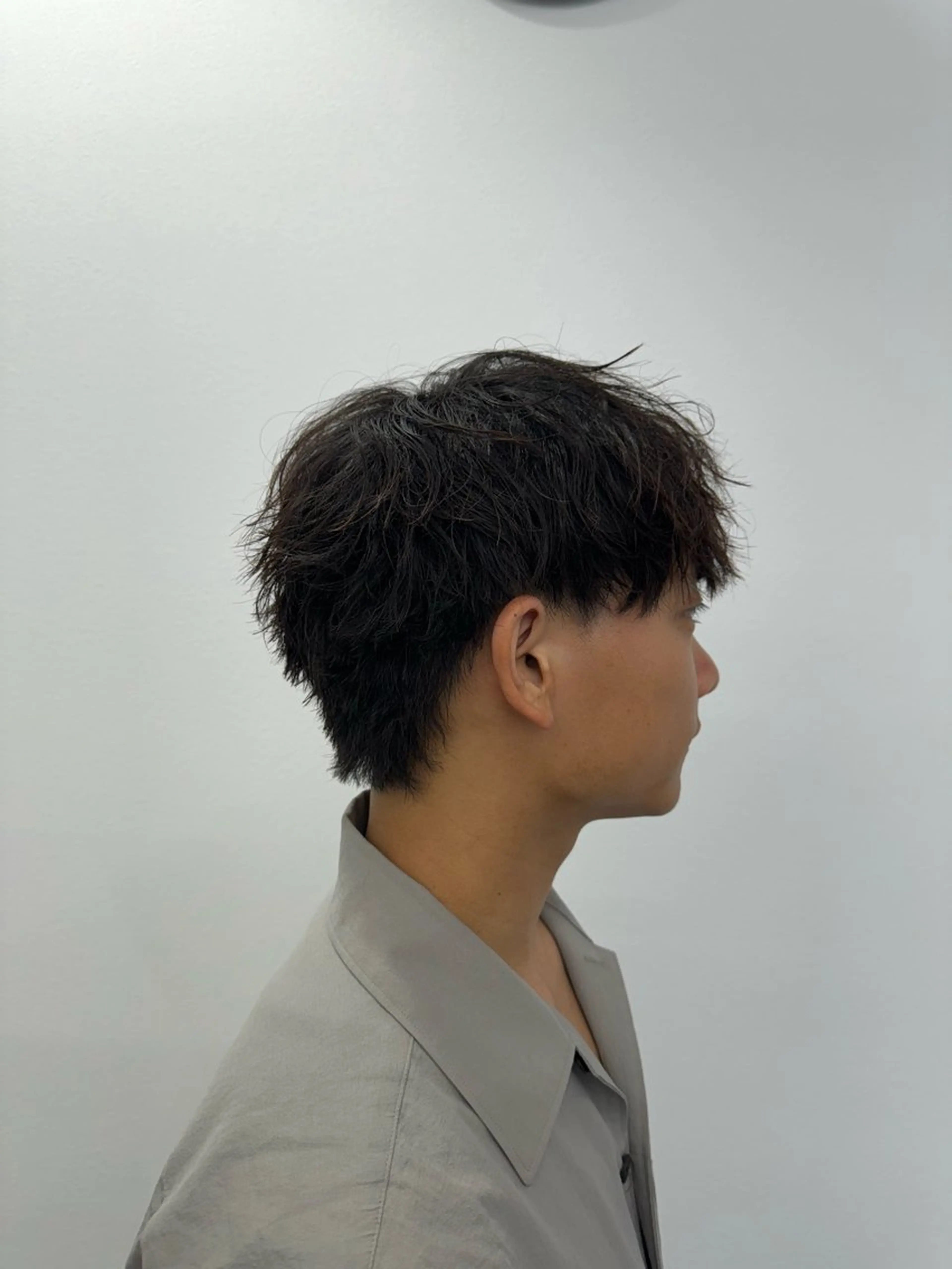 ミディアム パーマ メンズ カット パーマ ヘッドスパ ヘアセット メンズ特化🧞‍♂️ ASHU🧞‍♂️のヘアスタイル